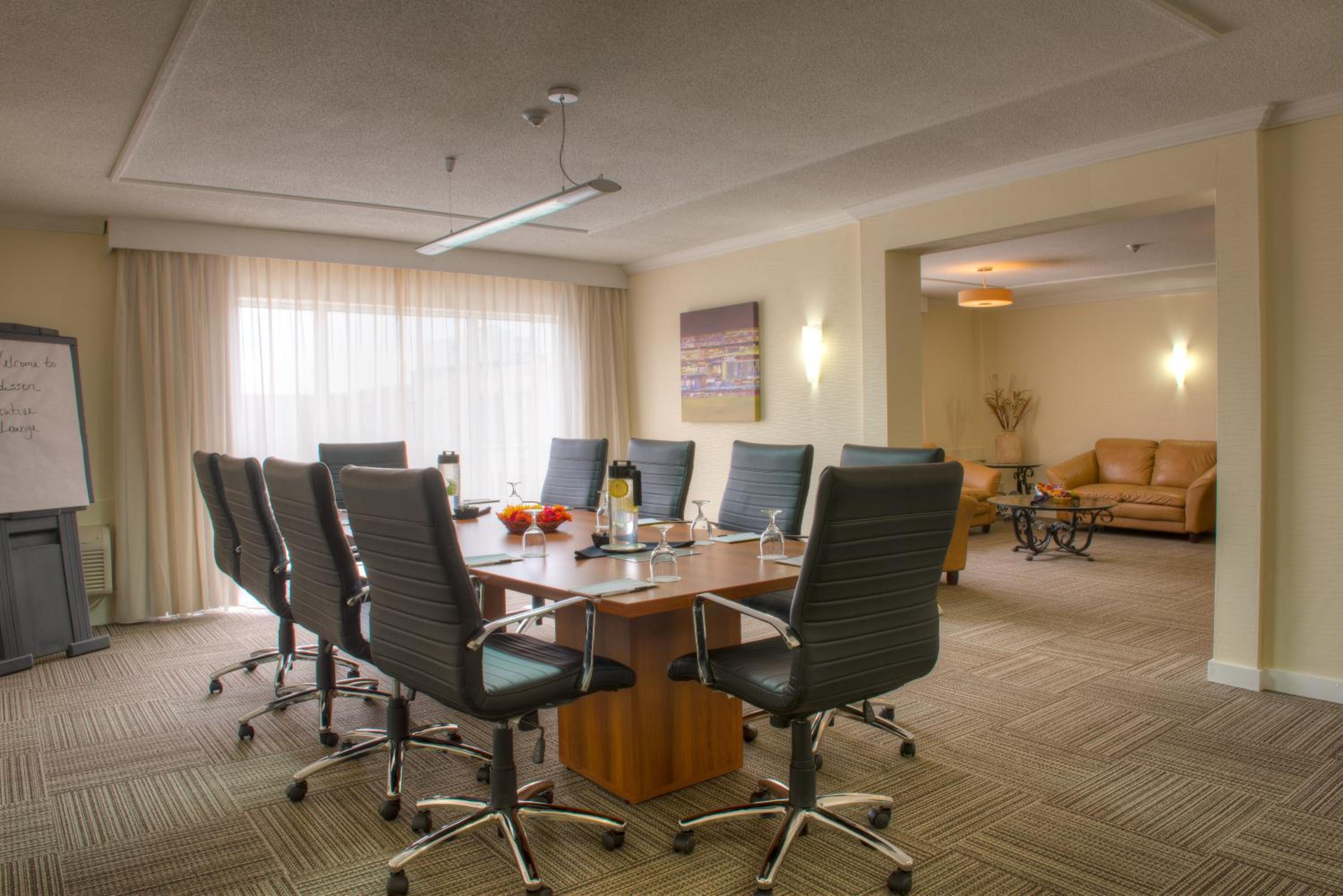 Sudbury Vacations - Radisson Hotel Sudbury - Property Image 12