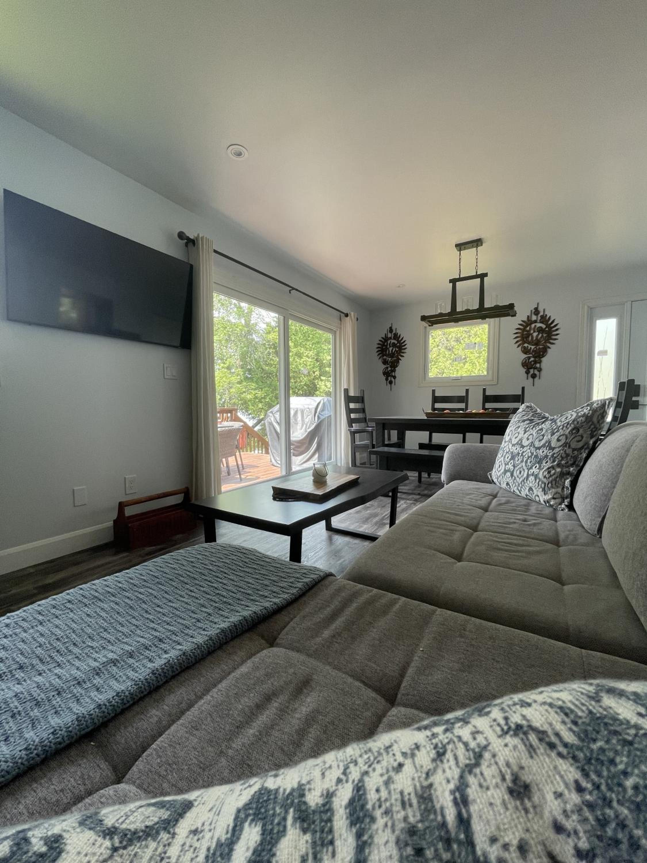 Modern, Sunset Waterfront Cottage with EV Charger