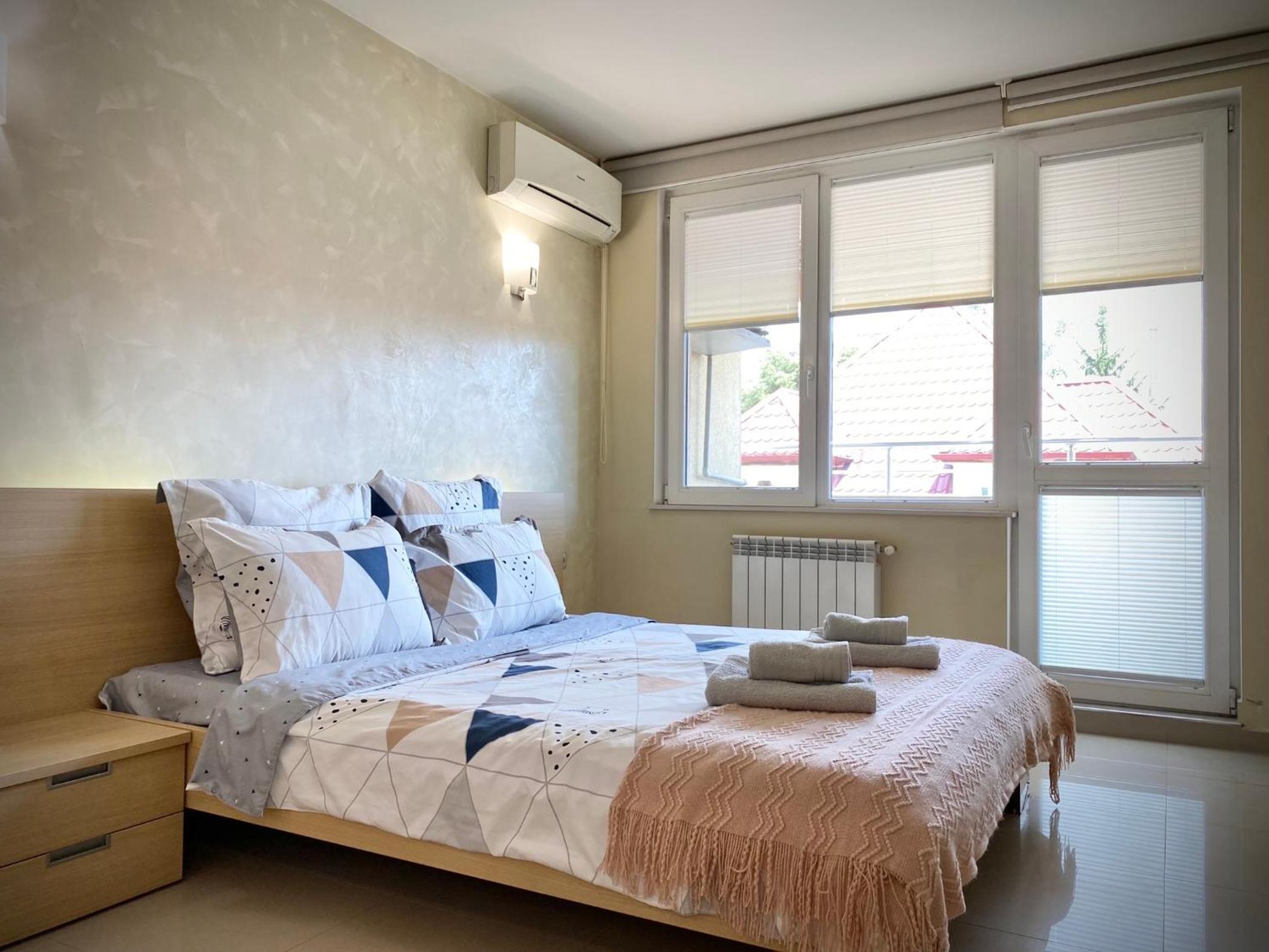 Entire Apartment for 4 Guests in Sofia