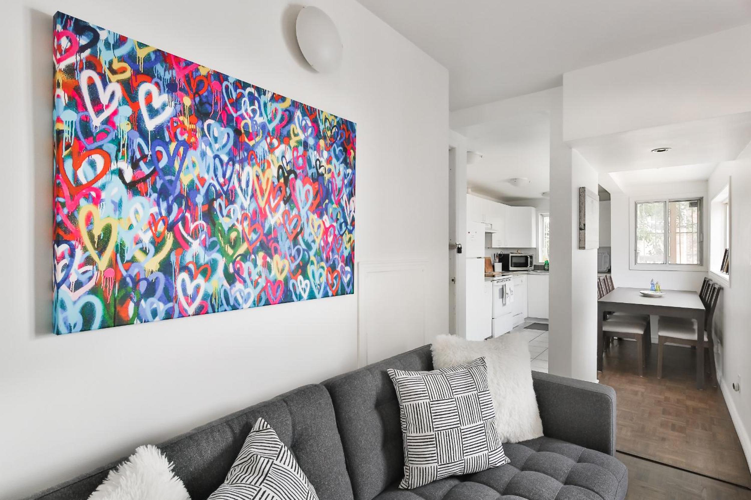 250 METERS to METRO BERRI UQAM - Spacious fully equipped APARTMENTS - 1 FREE PARKING per unit - in-unit Washer & Dryer - fully stocked KITCHEN - WORKSPACE 