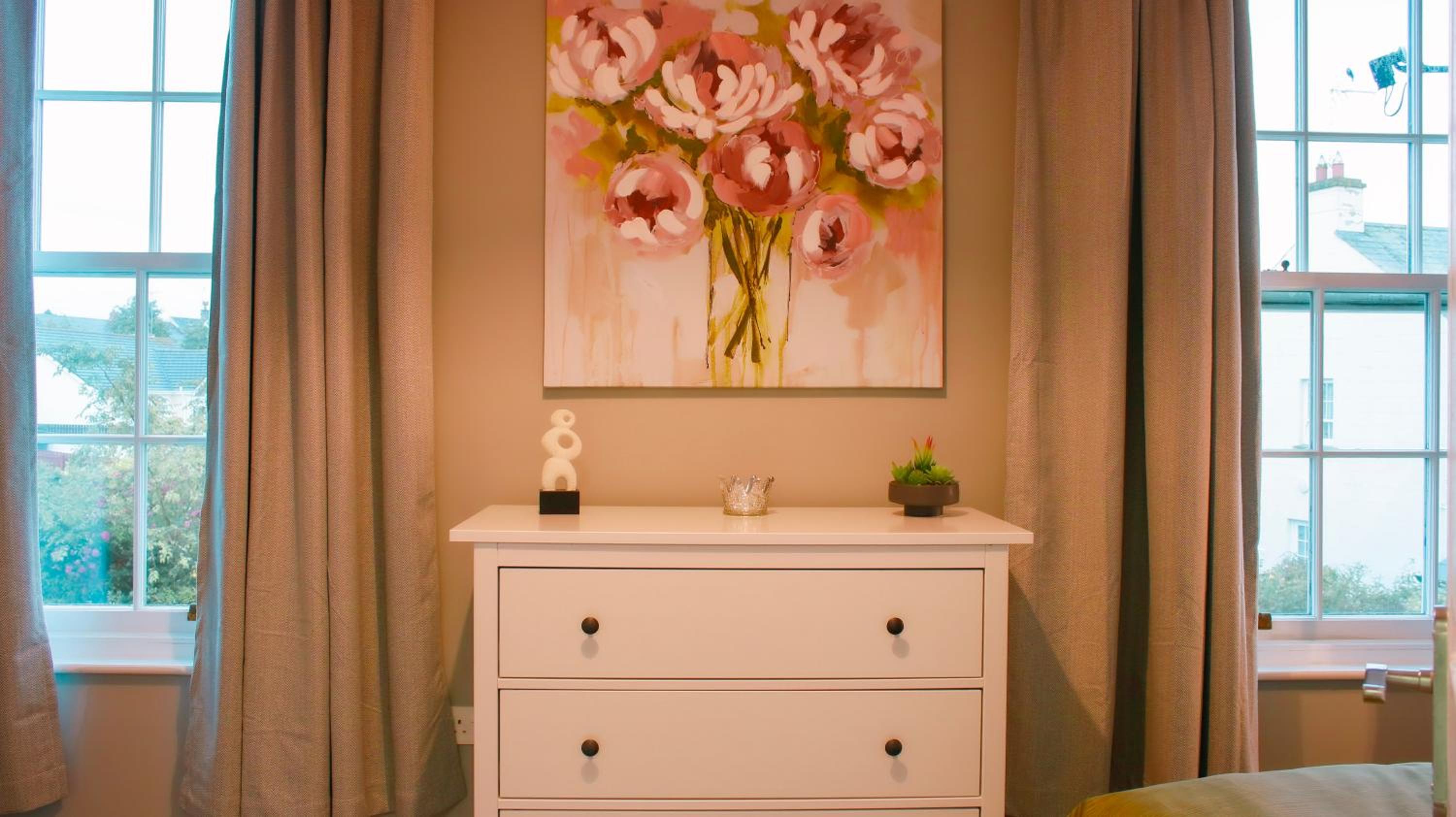 Strawberry Fields Apartment