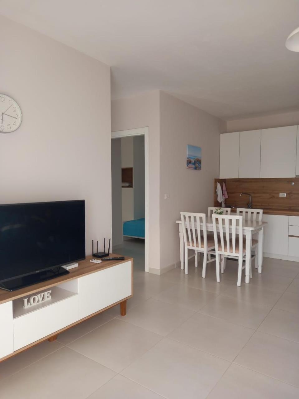 Avenir Apartment