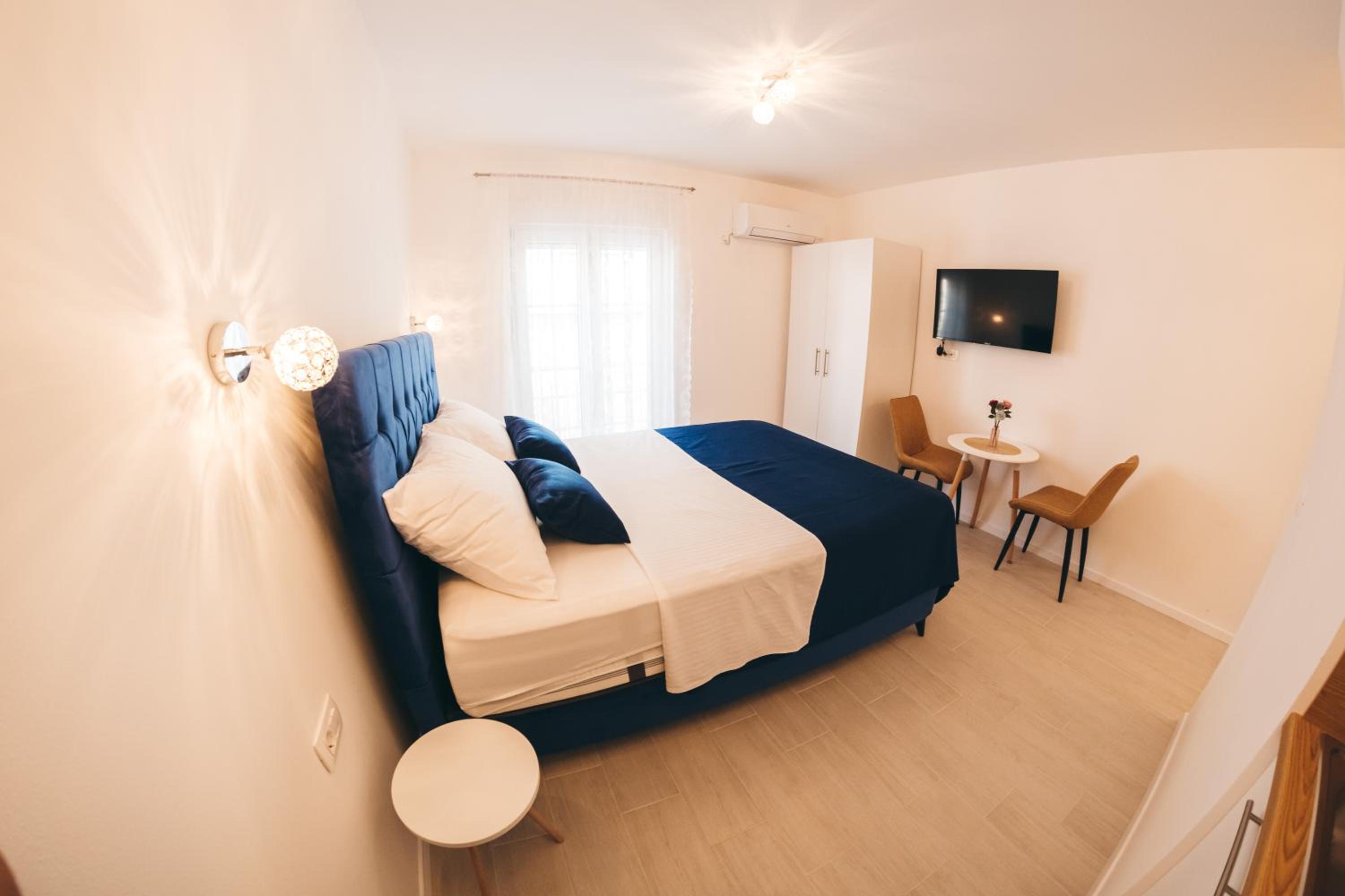 Elegant Studio Apartments Lasta