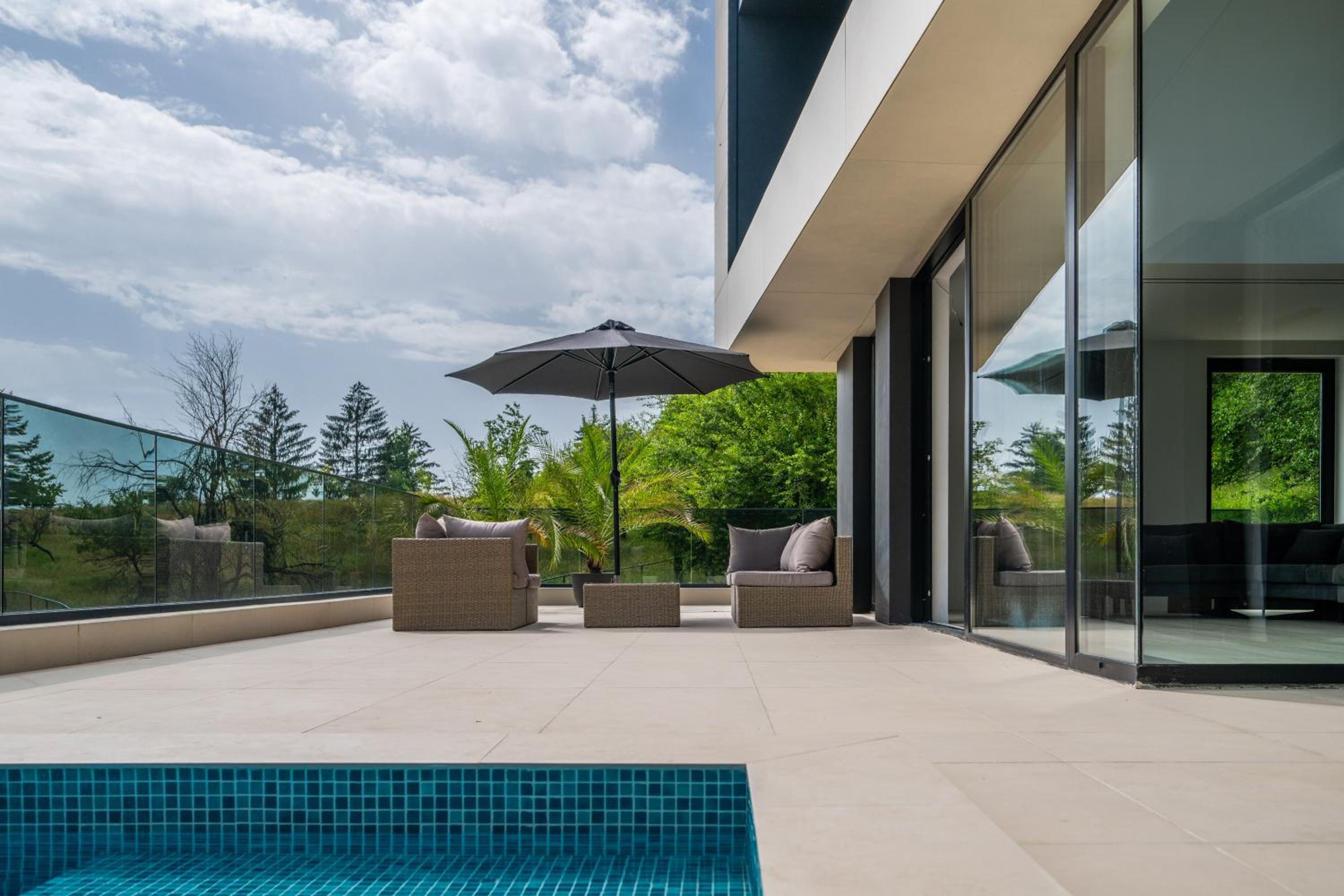 The Villa O