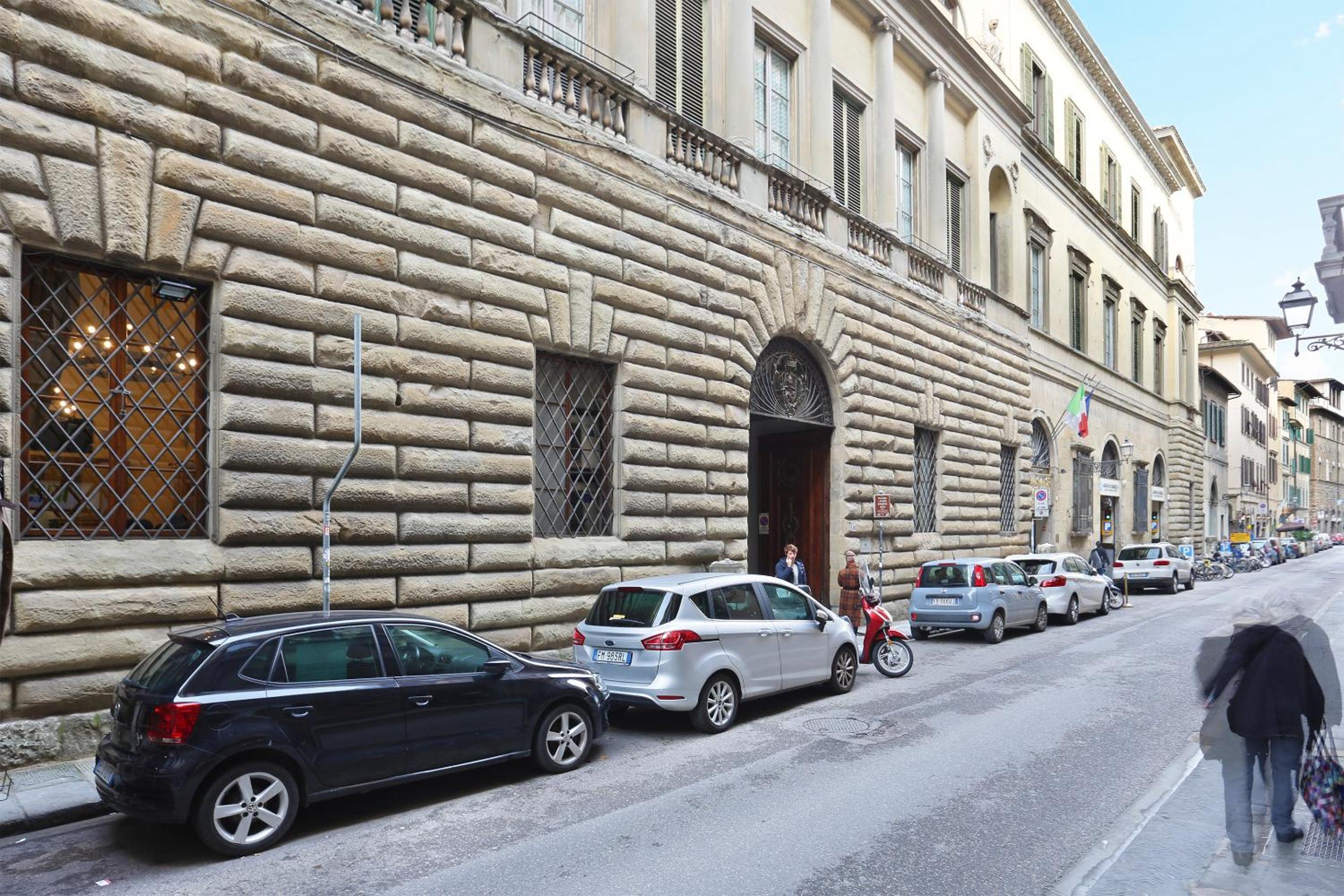 Apartment with terrace facing Duomo
