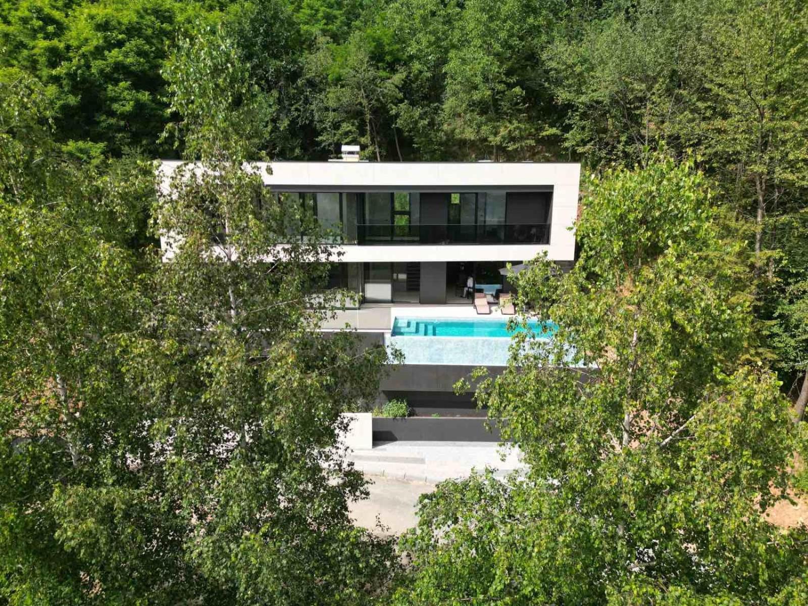 The Villa O