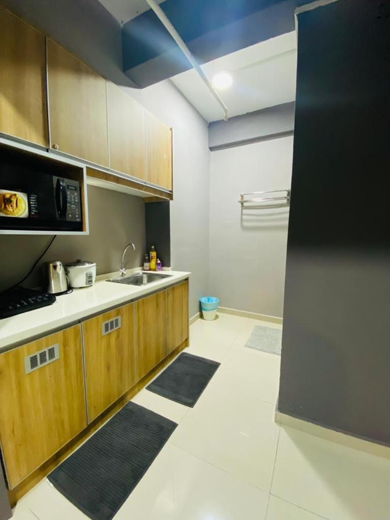 Nour Homestay KLCC View - COZY 1