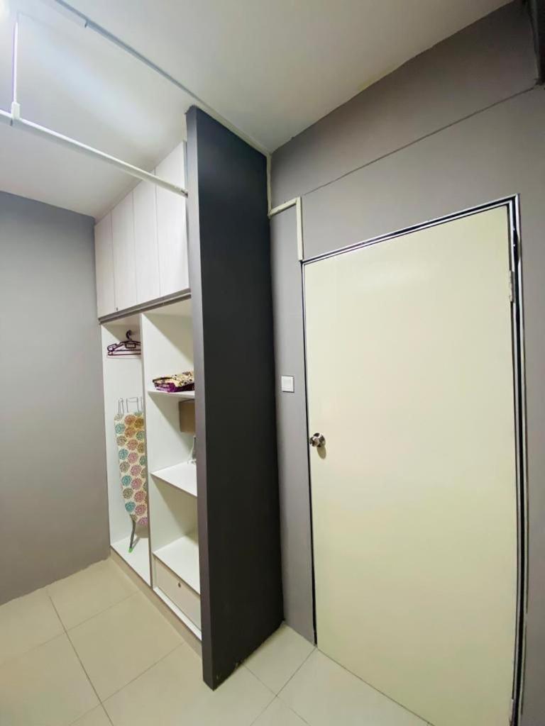 Nour Homestay KLCC View - COZY 1