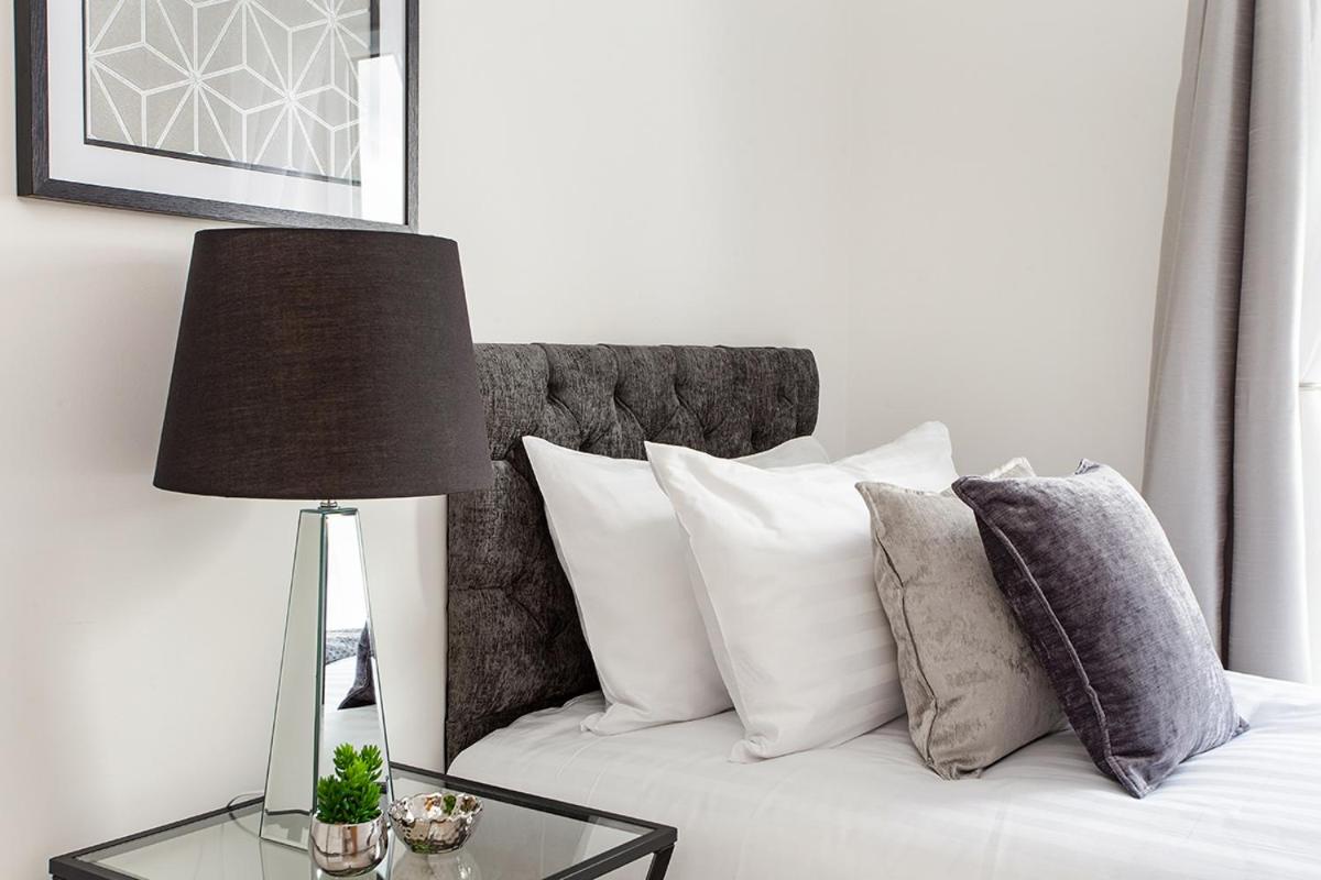 Deanery Court Vittrum Suites view 3