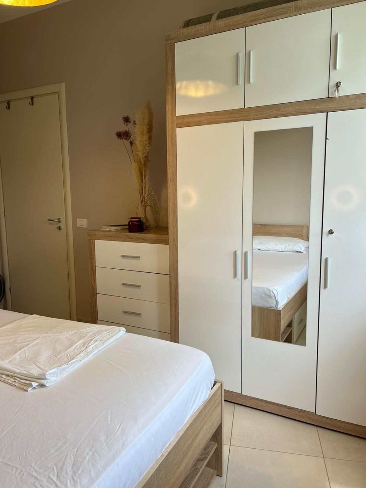 DEJA BLUE Beach House Bay of Lalzi Durres Gjiri Lalzit