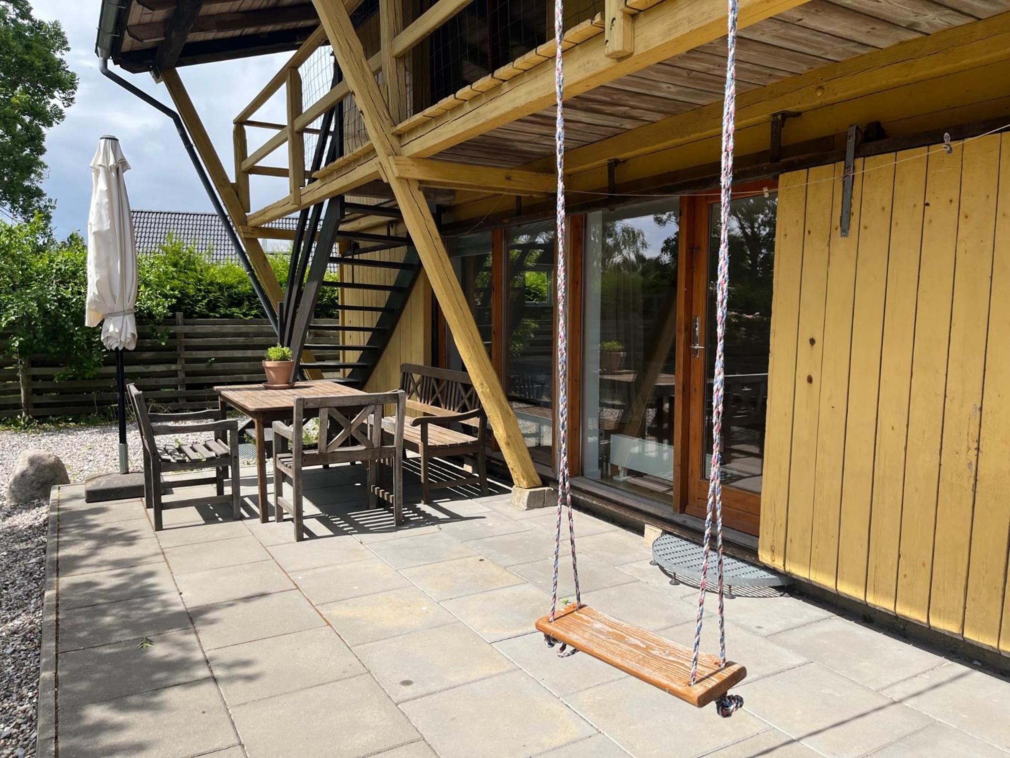 Købmandsgården, Ballen