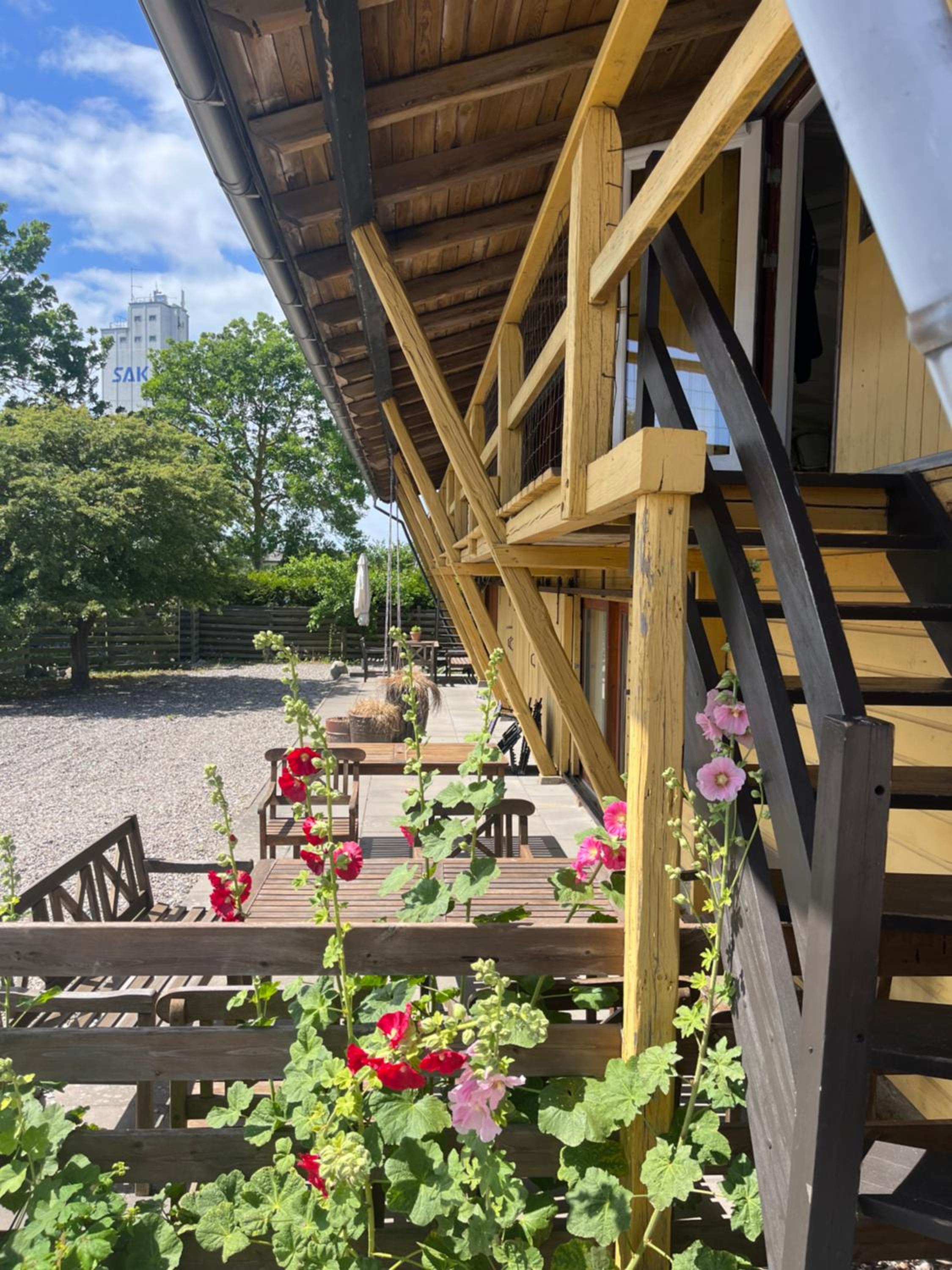 Købmandsgården, Ballen