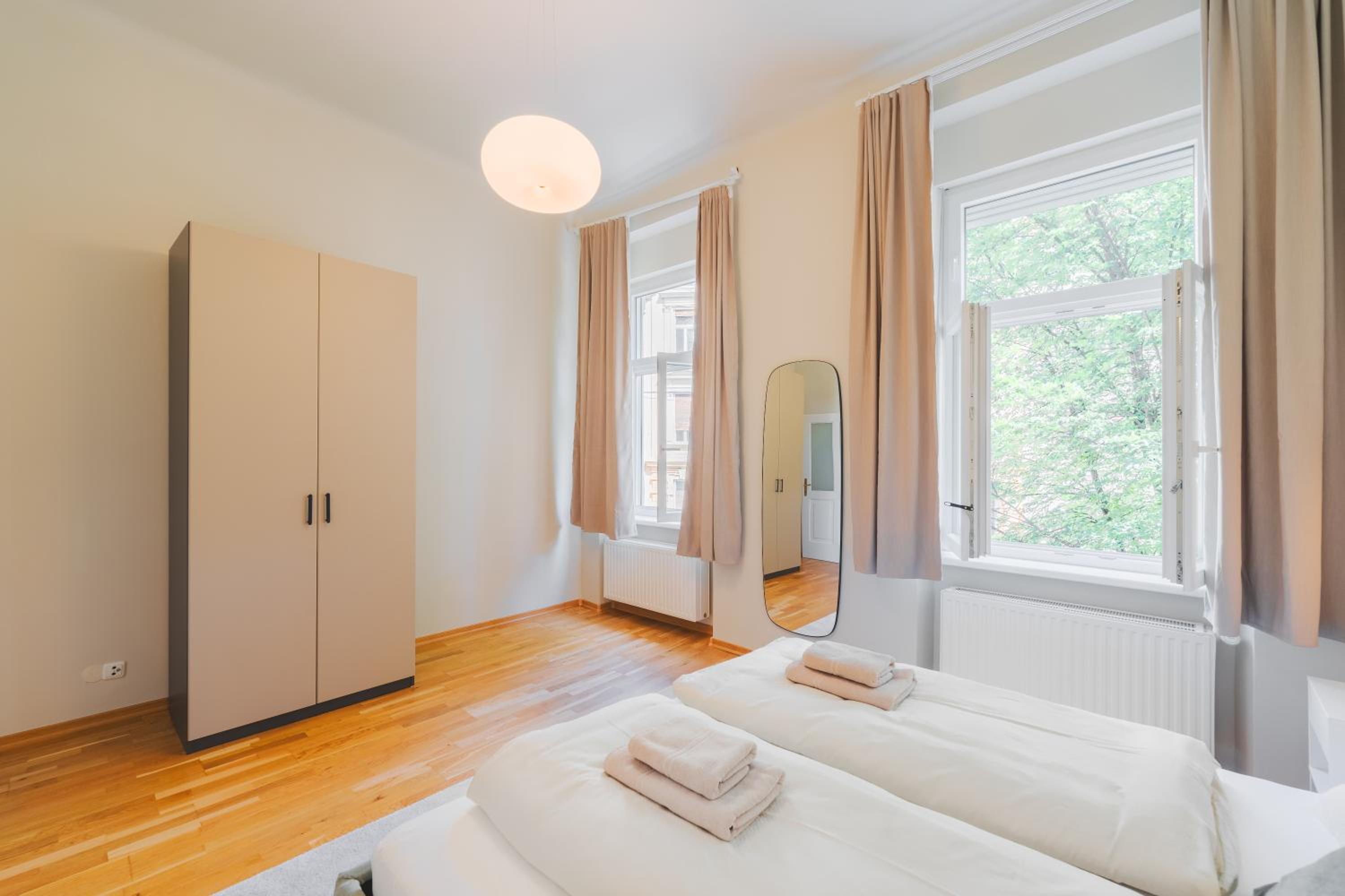 Premium apartment - walking distance to city center