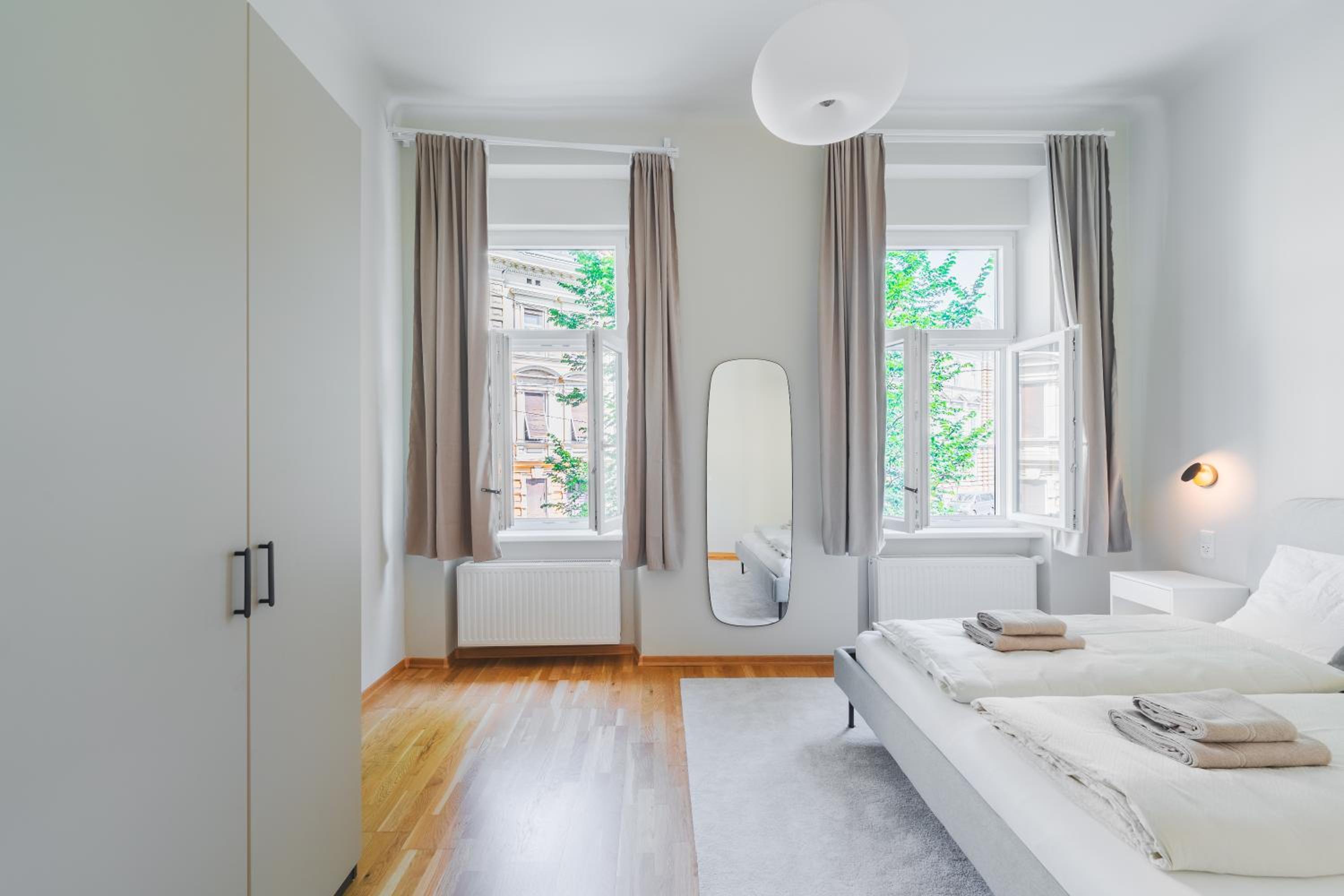 Premium apartment - walking distance to city center