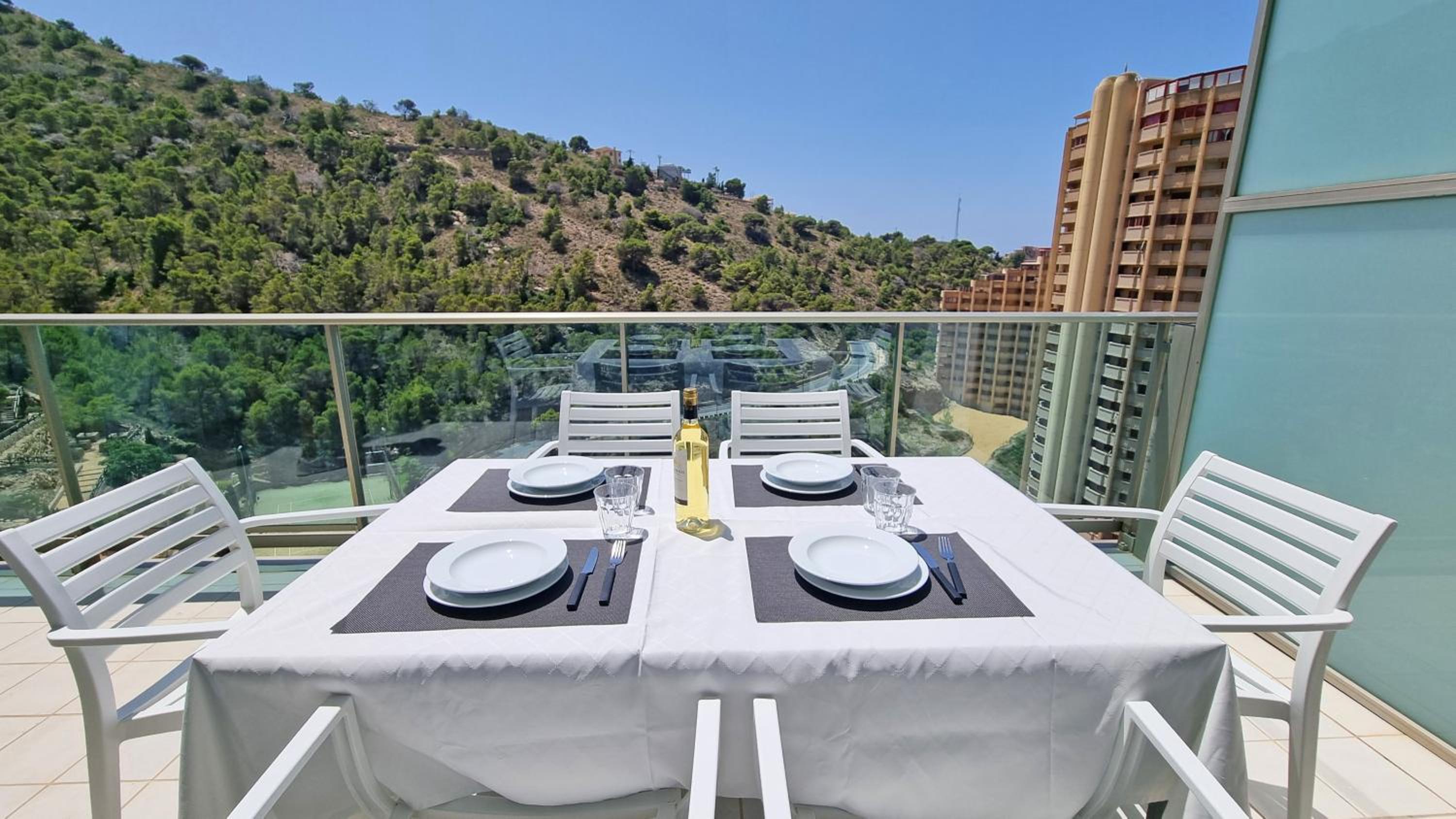 Apartamento de lujo con gran terraza privada y vistas