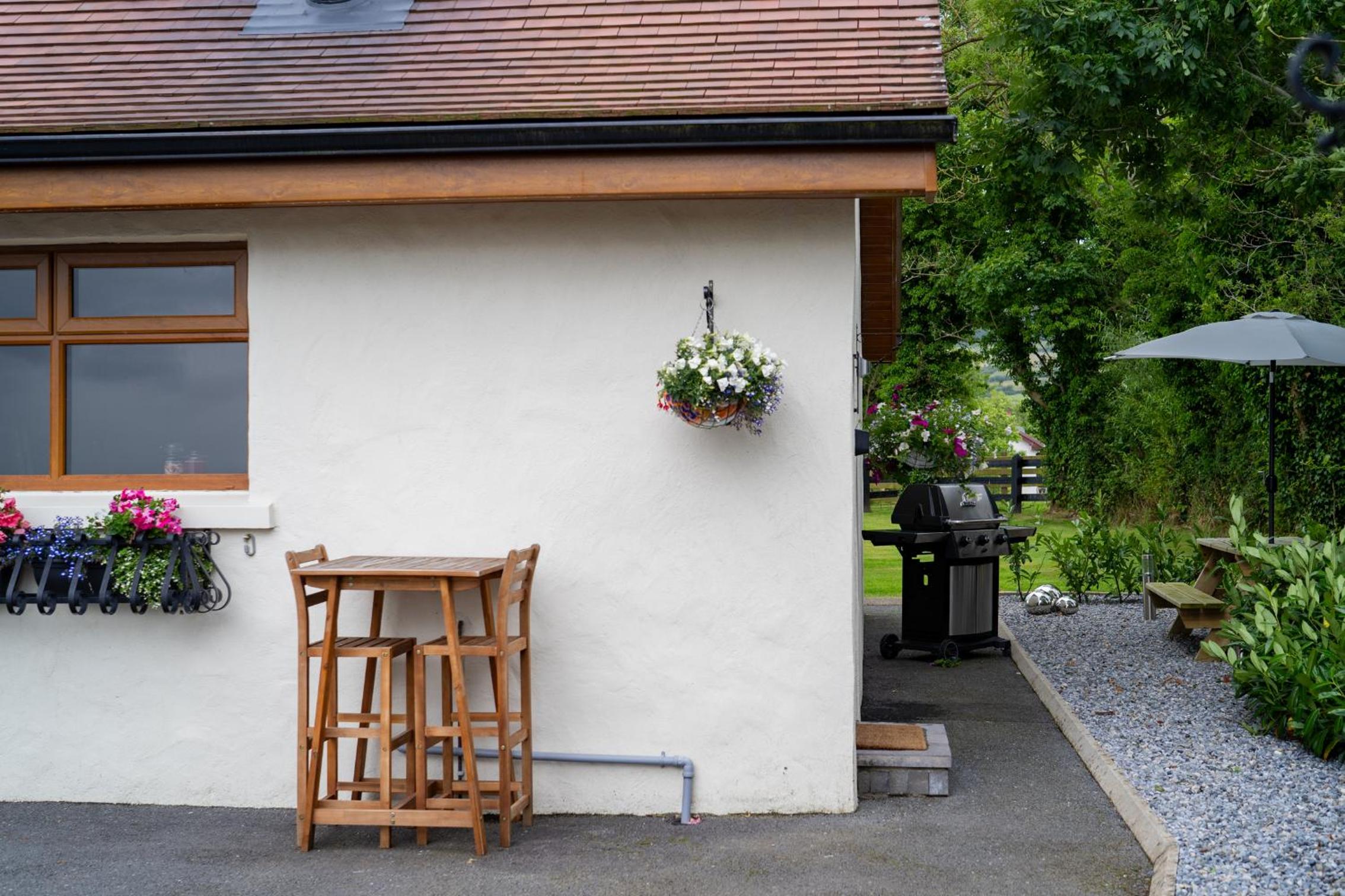 Cherry Tree Apartment