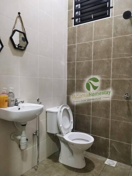 MySantai Homestay Padang Serai