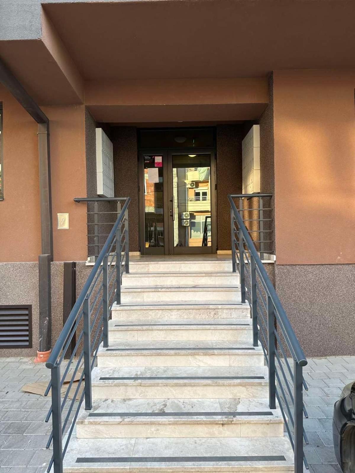 Golden Lux Apartments