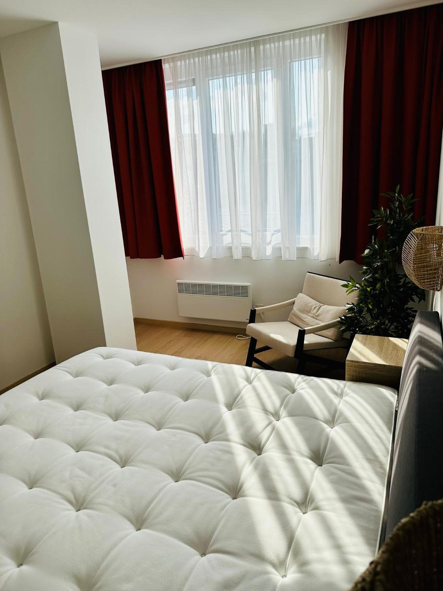 Urbanstay Suites - Grand Place 2 Bd Apartment