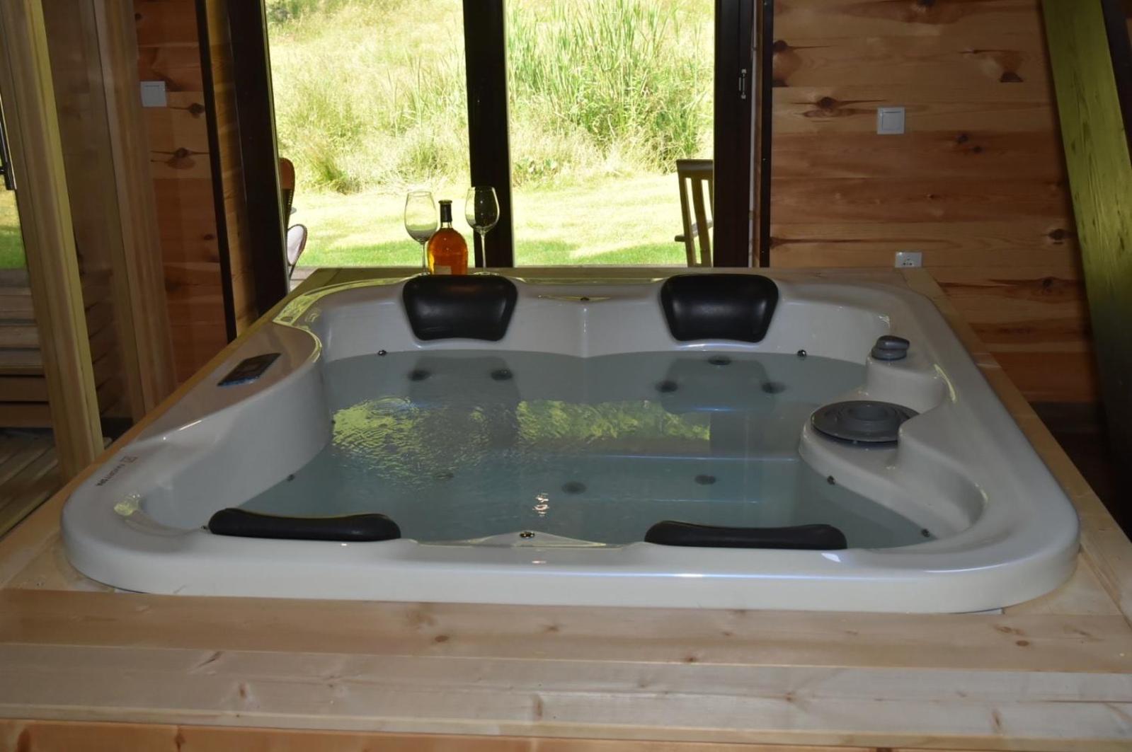 Villa Prive and Spa