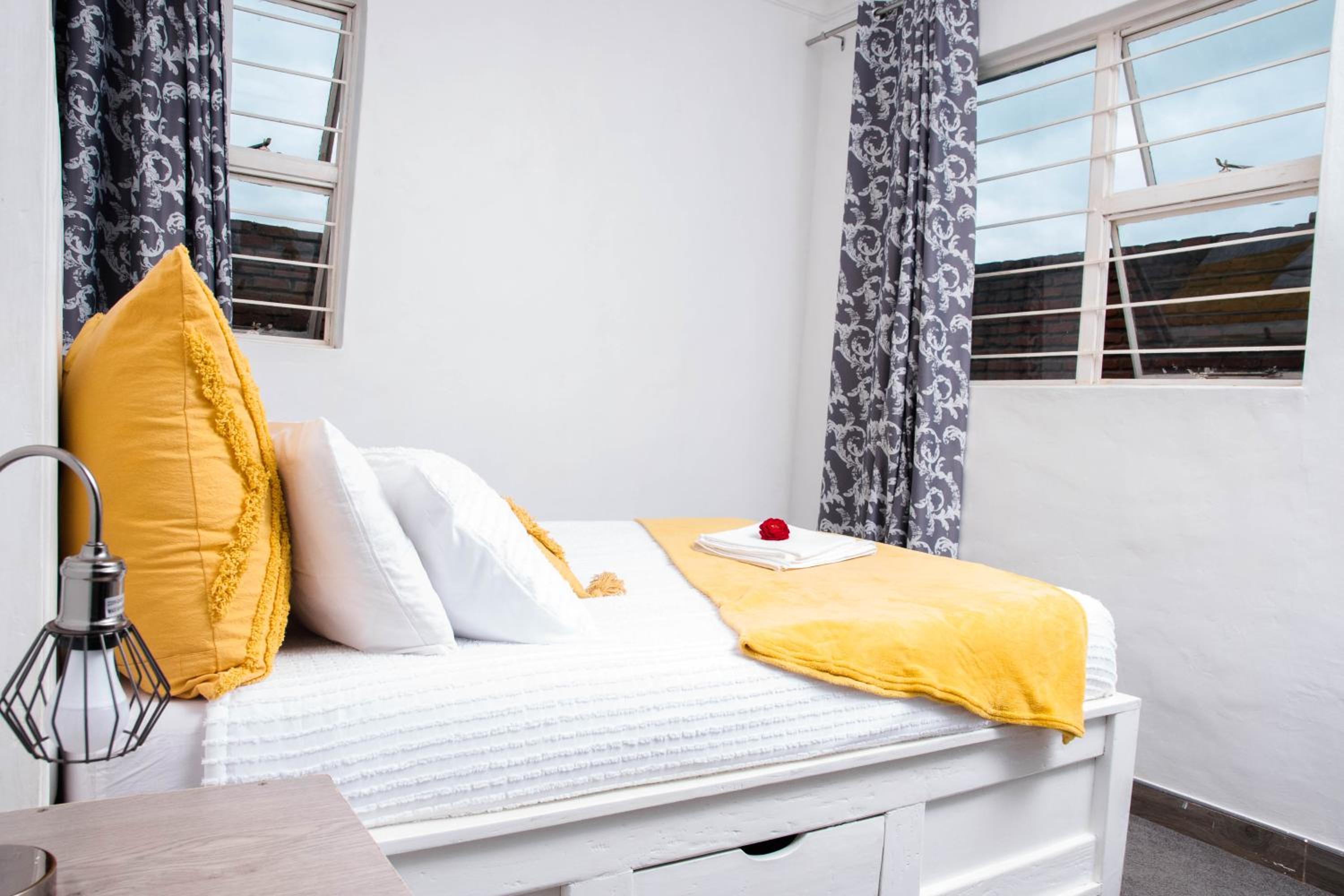 2 bedroom modern house in Zomba view 4