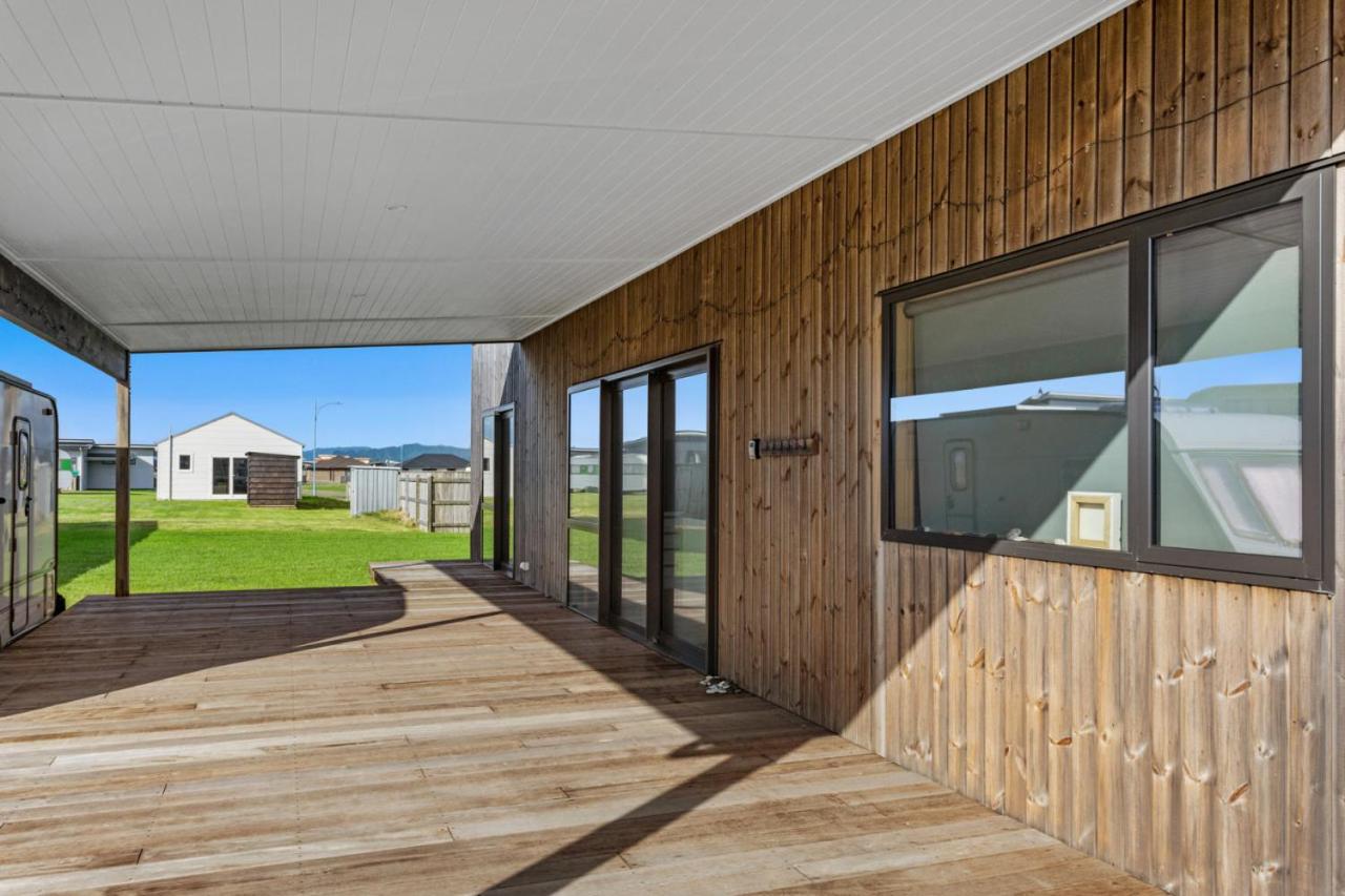 Beach Bach on Boulevard view 3