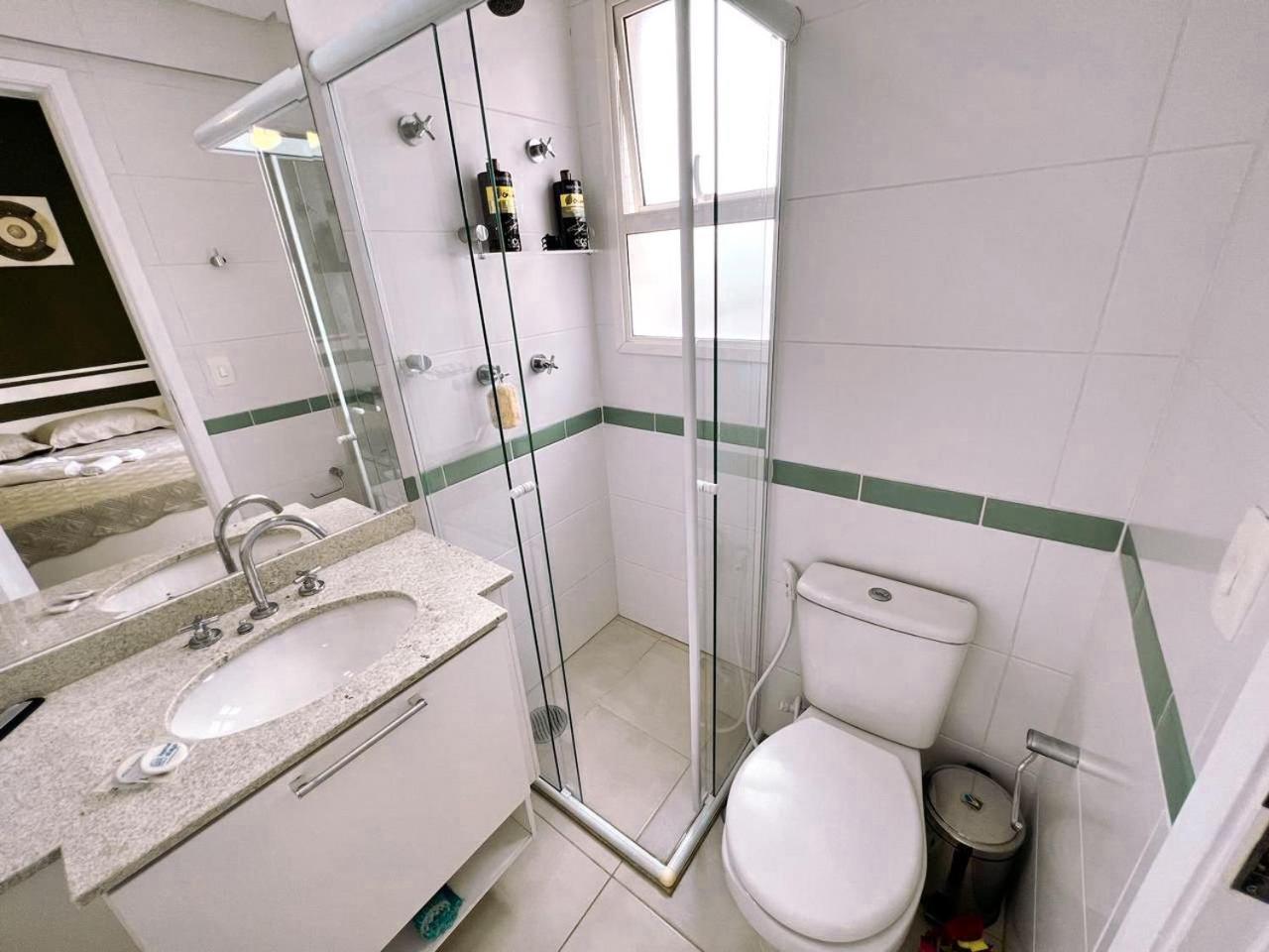 Home 43| Apto em cond Pé na Areia em Bertioga