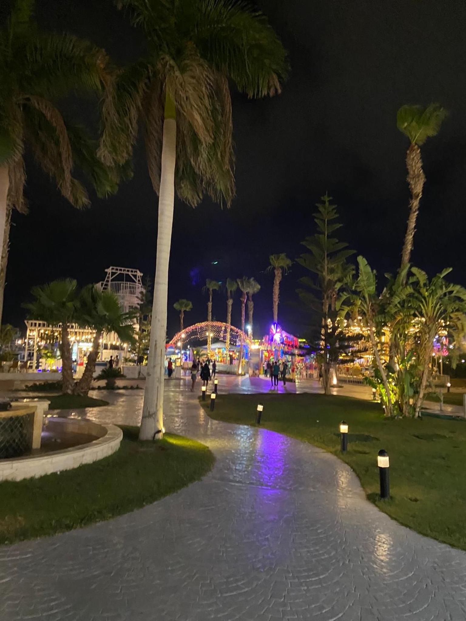 Executive Royal Tower Apartments - Sky Lounge