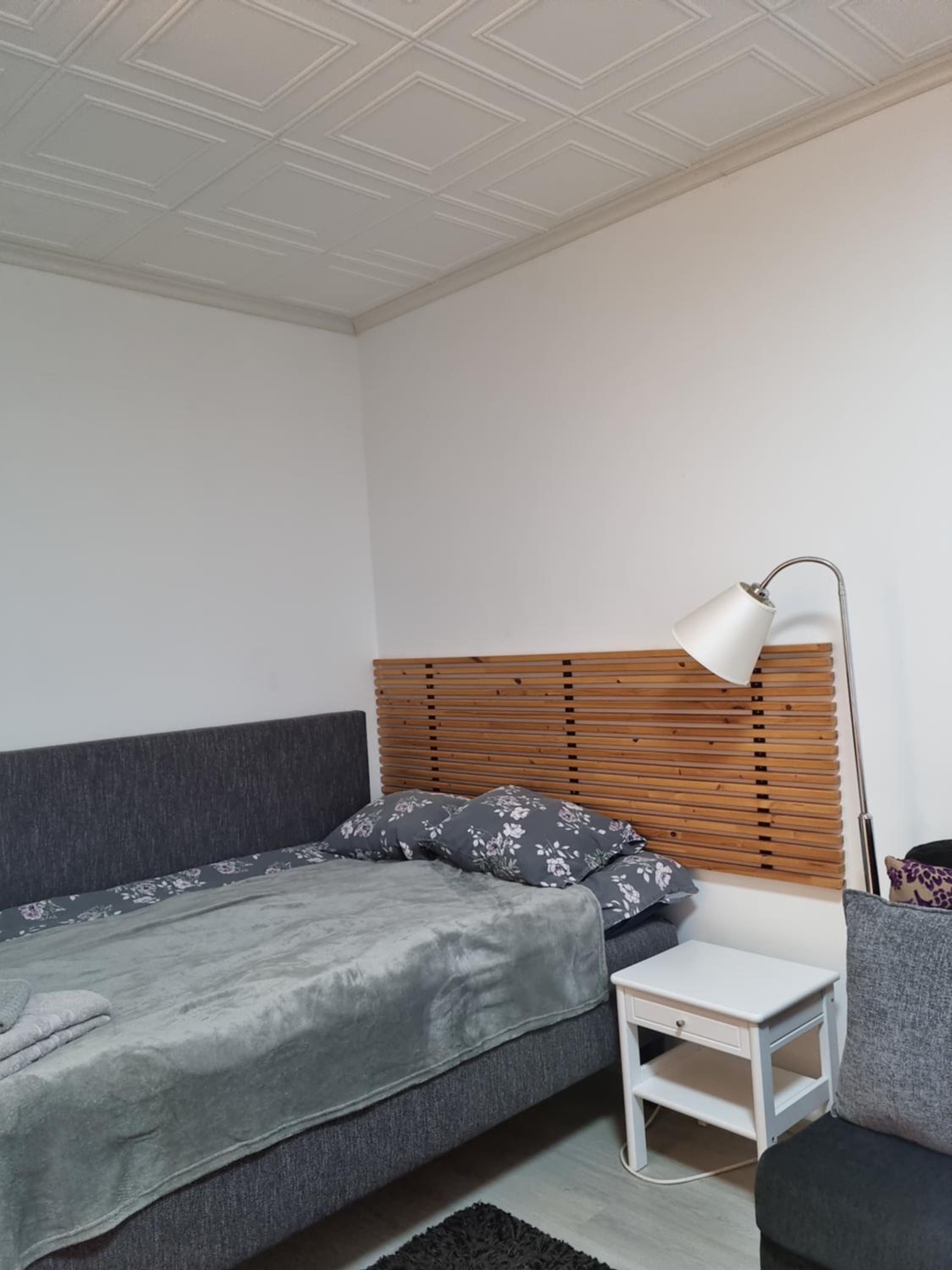 Kompakti yksiö numero 3 pienkerrostalossa