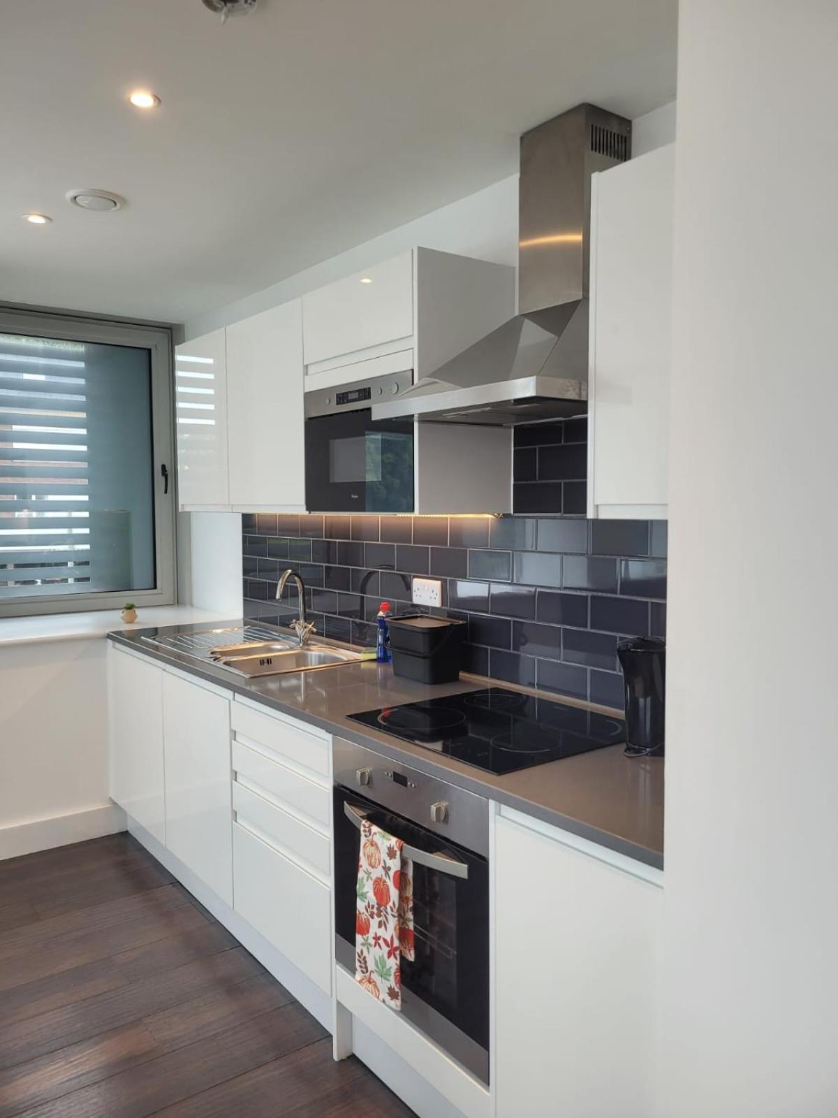 2BR Chic London Sleep 9 BP7