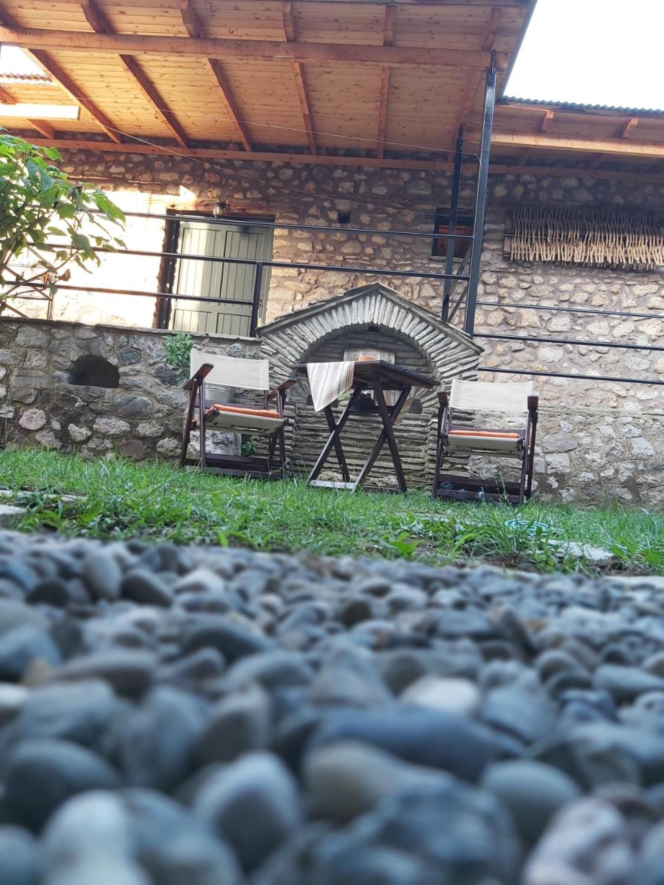 Potamolithos Suites