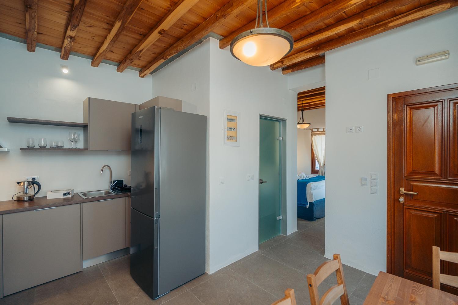 Loukia Apartments