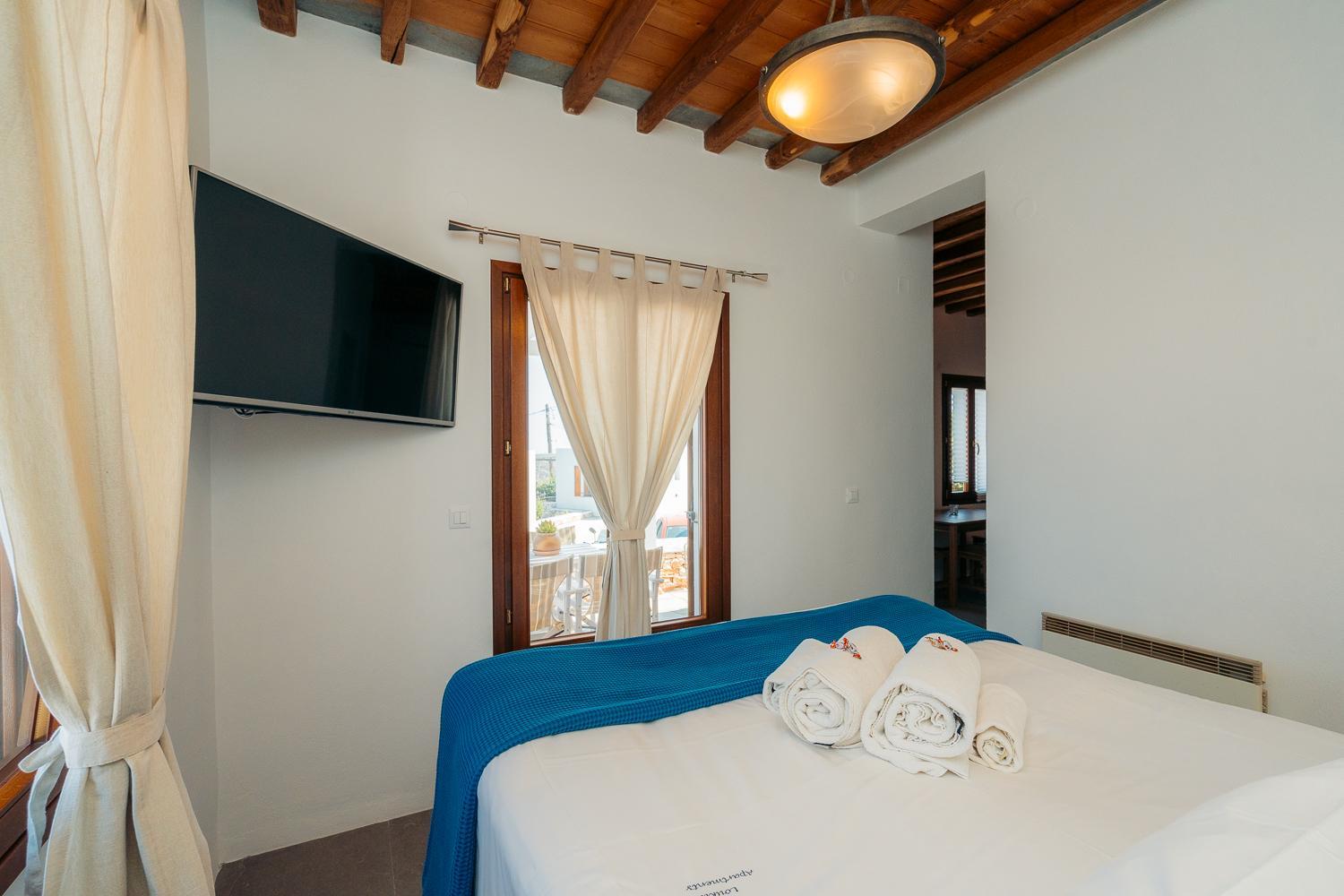 Loukia Apartments