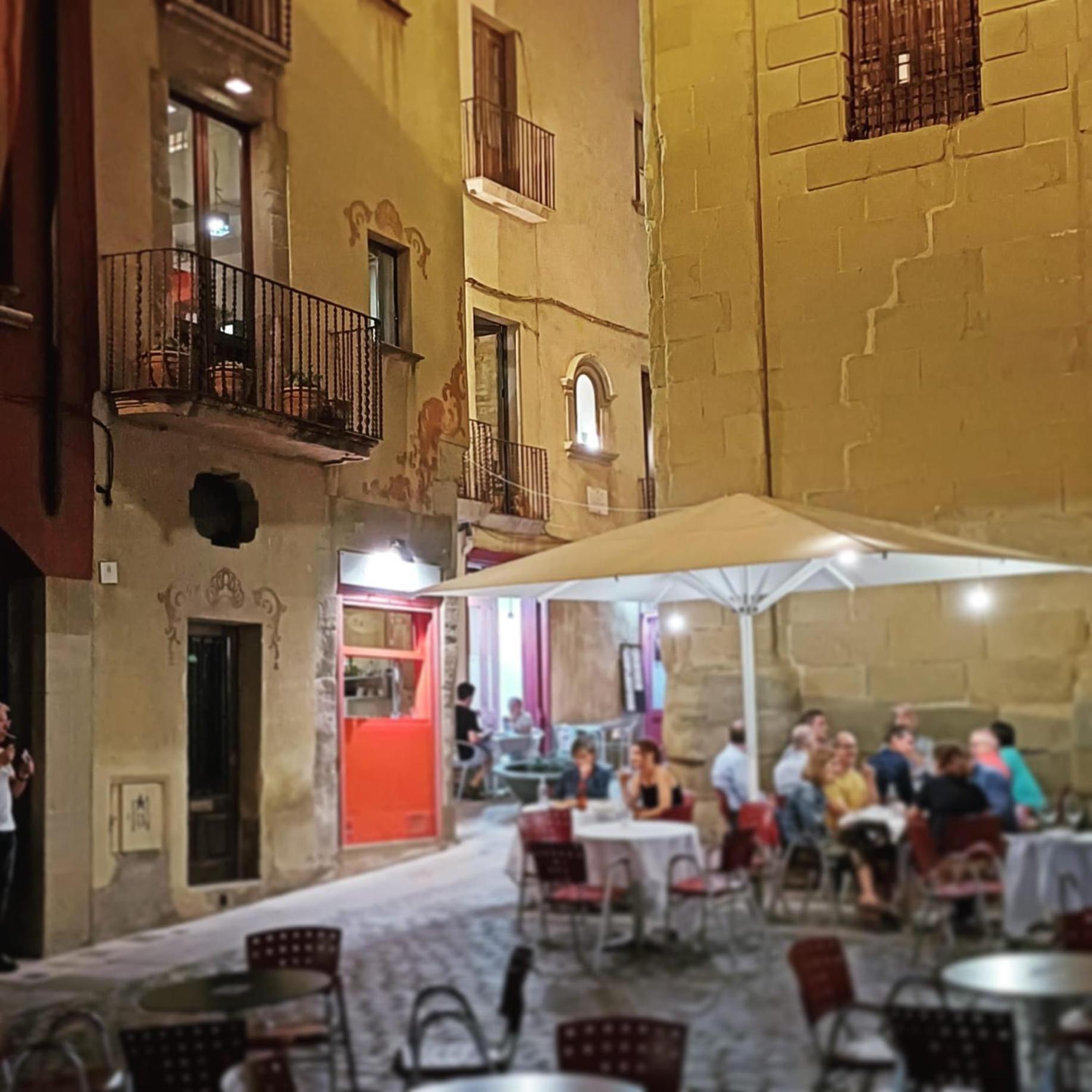 FeelhomeVIC. Ático con terraza en centro histórico