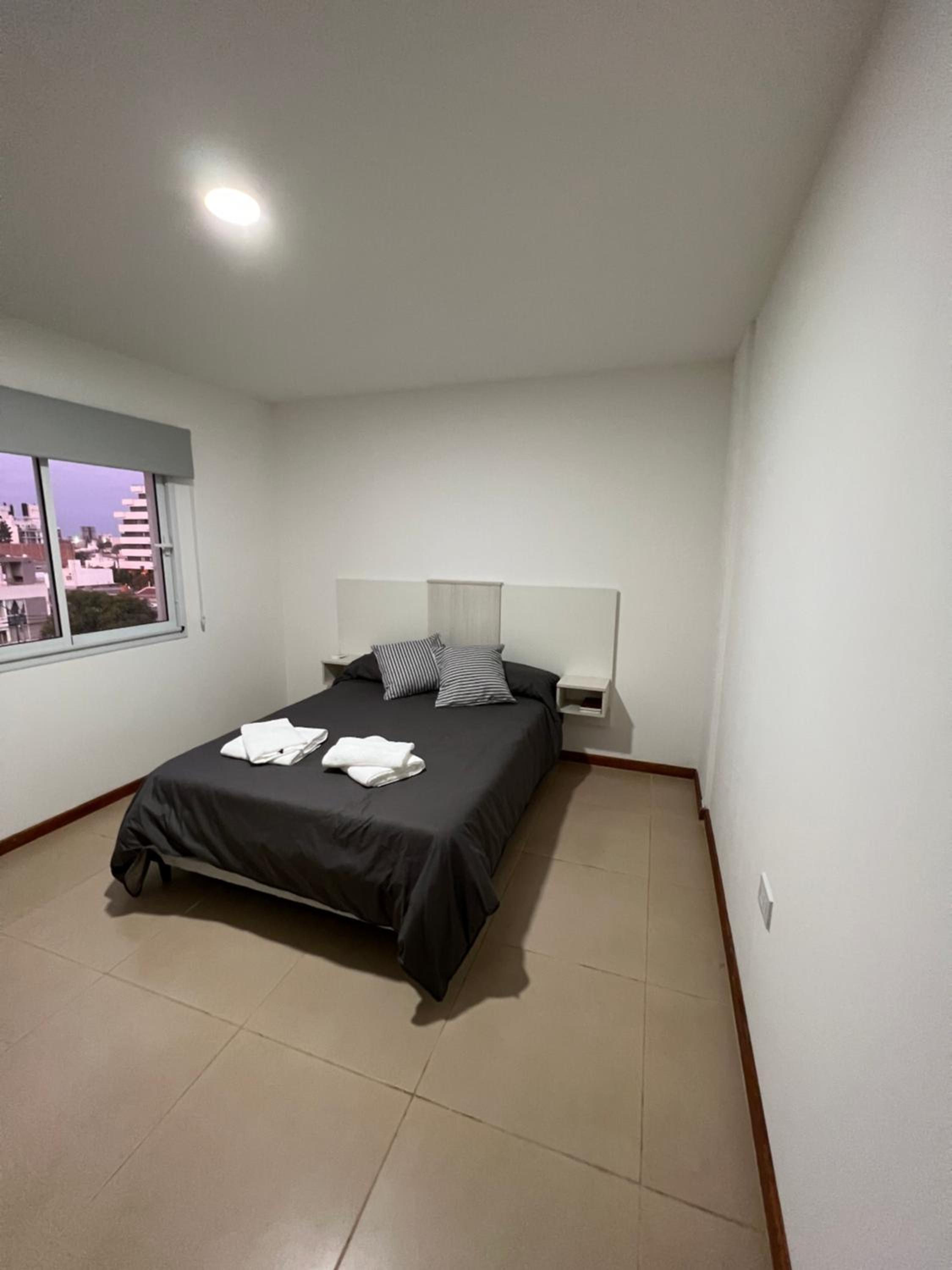 Apartamento a metros de la costanera y el lago