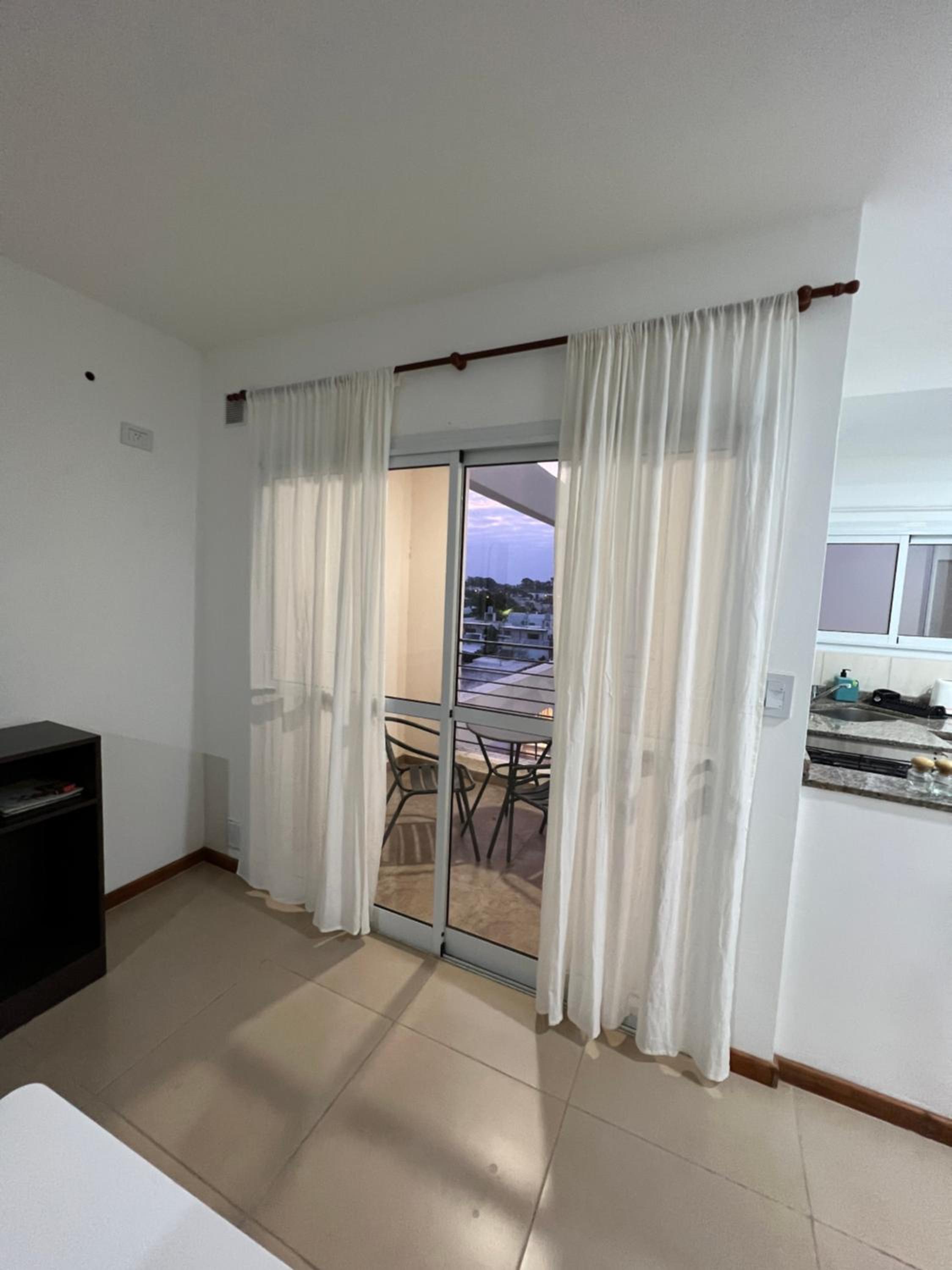 Apartamento a metros de la costanera y el lago