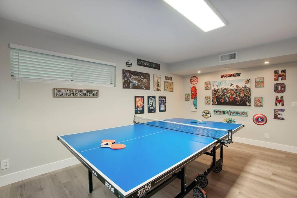 Mesa Oasis: 6 BR with Pool & Spacious Backyard view 5