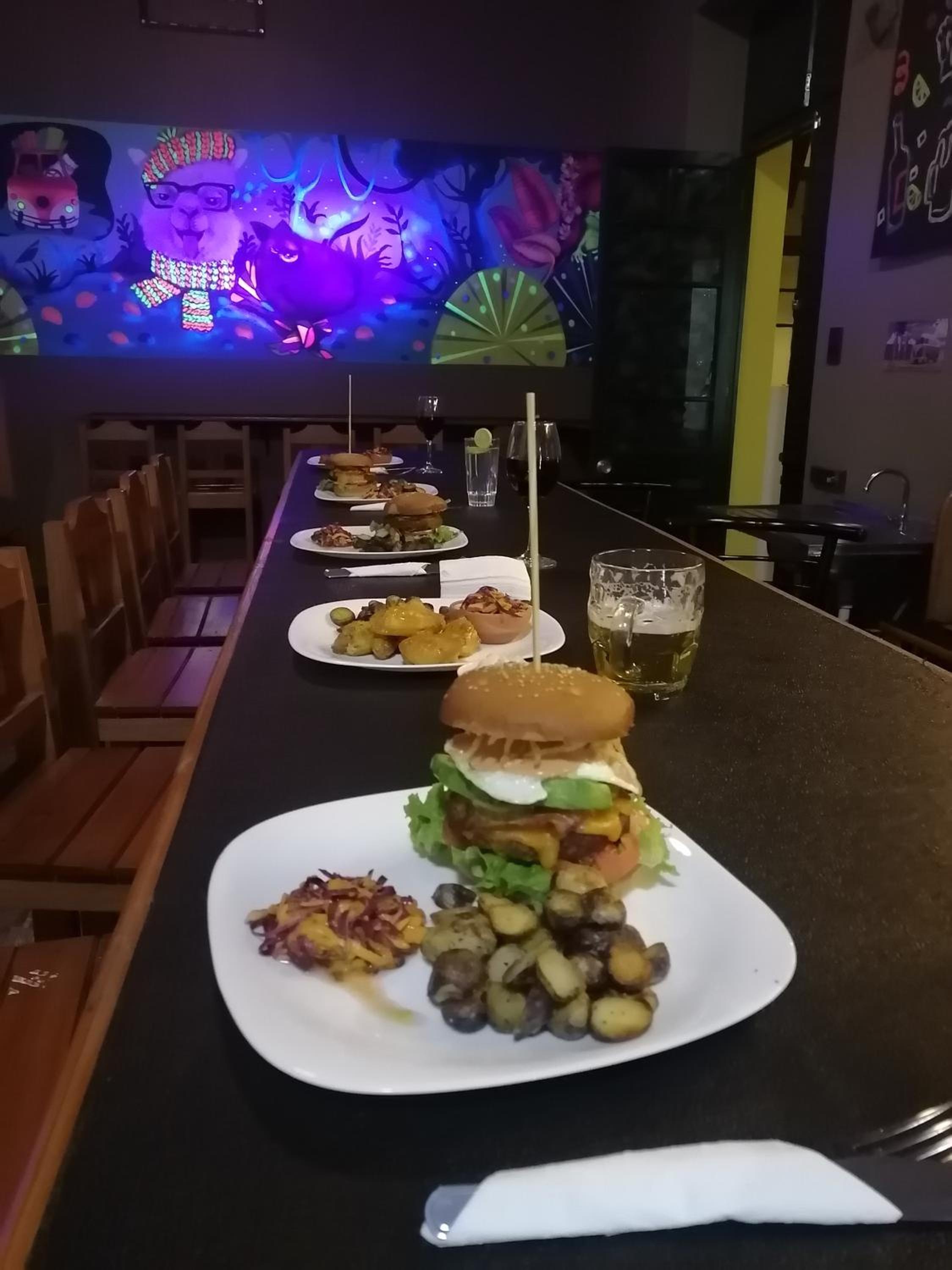 SAINT PETER'S LLAMA HOSTAL