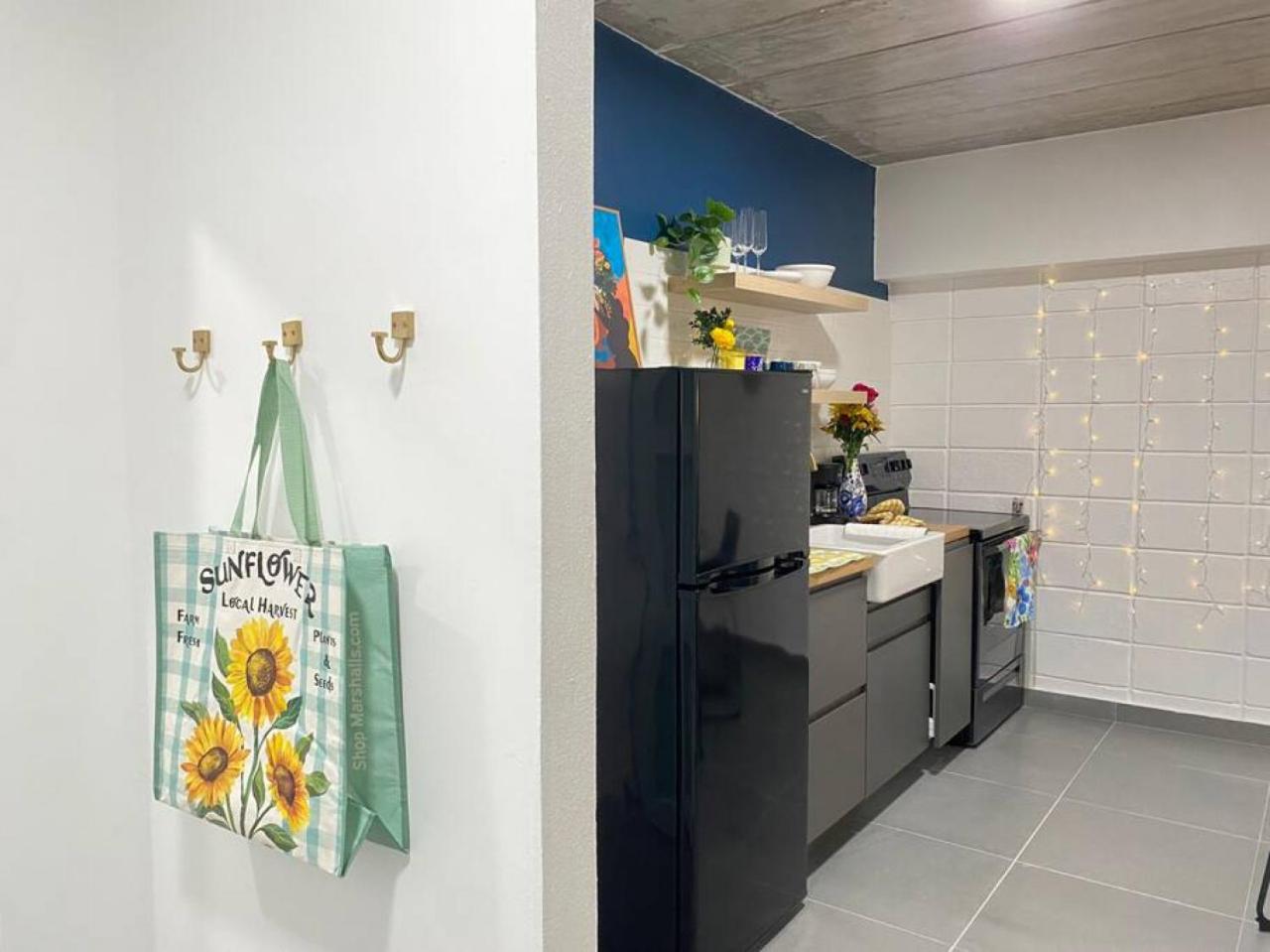 Ultra Modern Studio Brunch downstairs