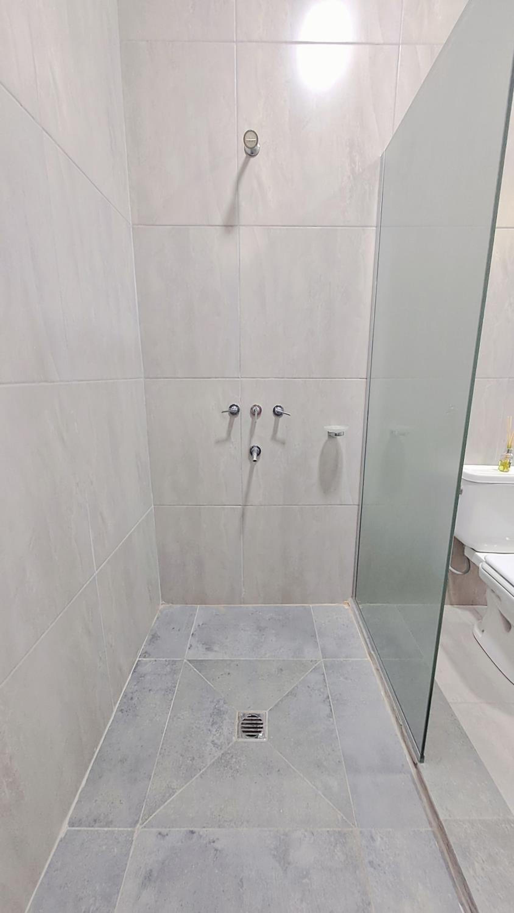 Casa Valle Viejo con Cochera Cubierta Gratis