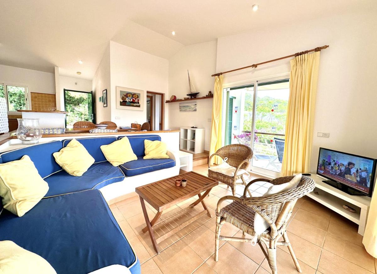 Villa Ana R9 view 3