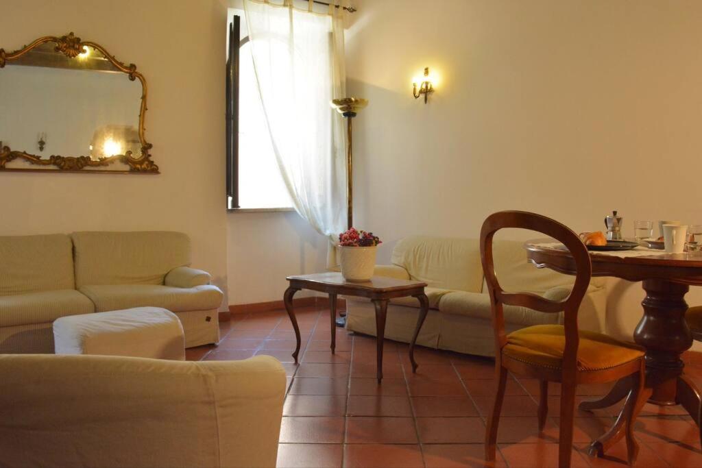 Sweet Giulia's apartment