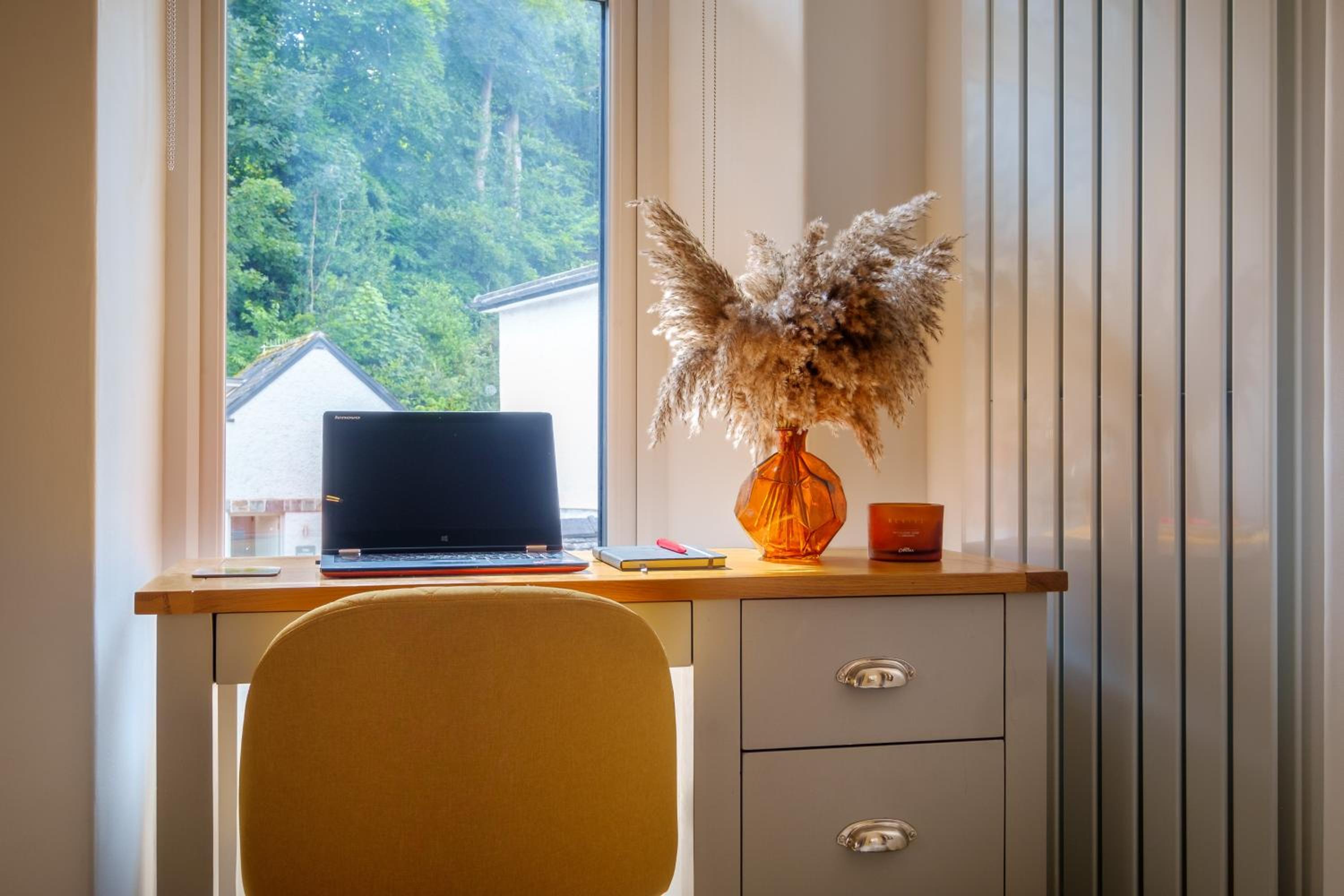 Canon Craig, Luxurious Lakeland stone Cottage view 2