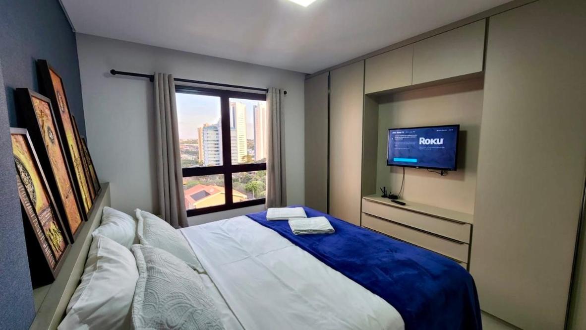 Estúdio com Quarto Privativo, TV e Cama Super King