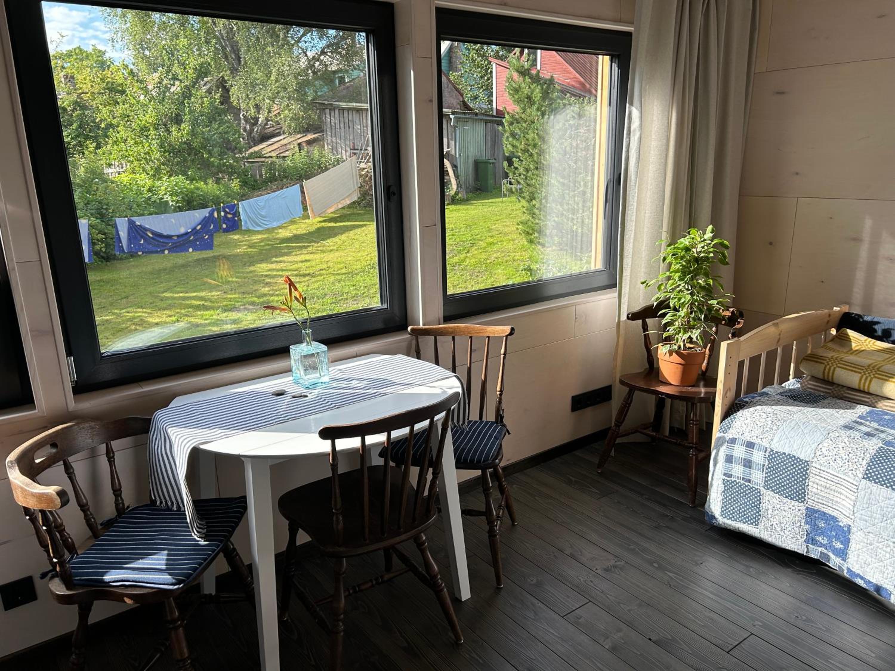 Riverside / Jõeääre