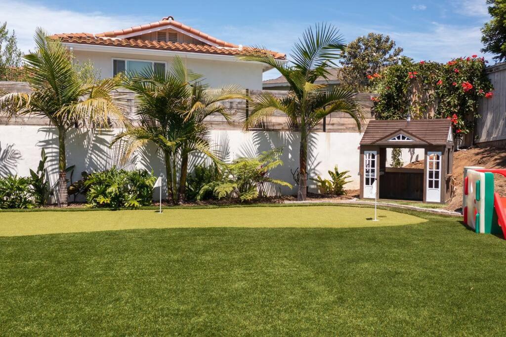 4Bd, Family Friendly, Fun Yard, Close to Beaches! view 3