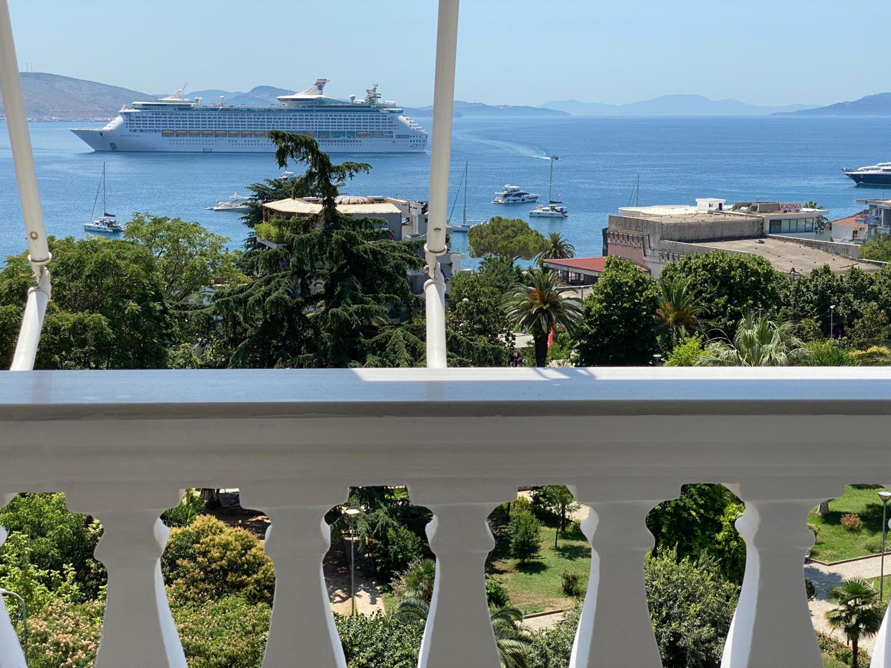 Amarilis Luxury Apartments