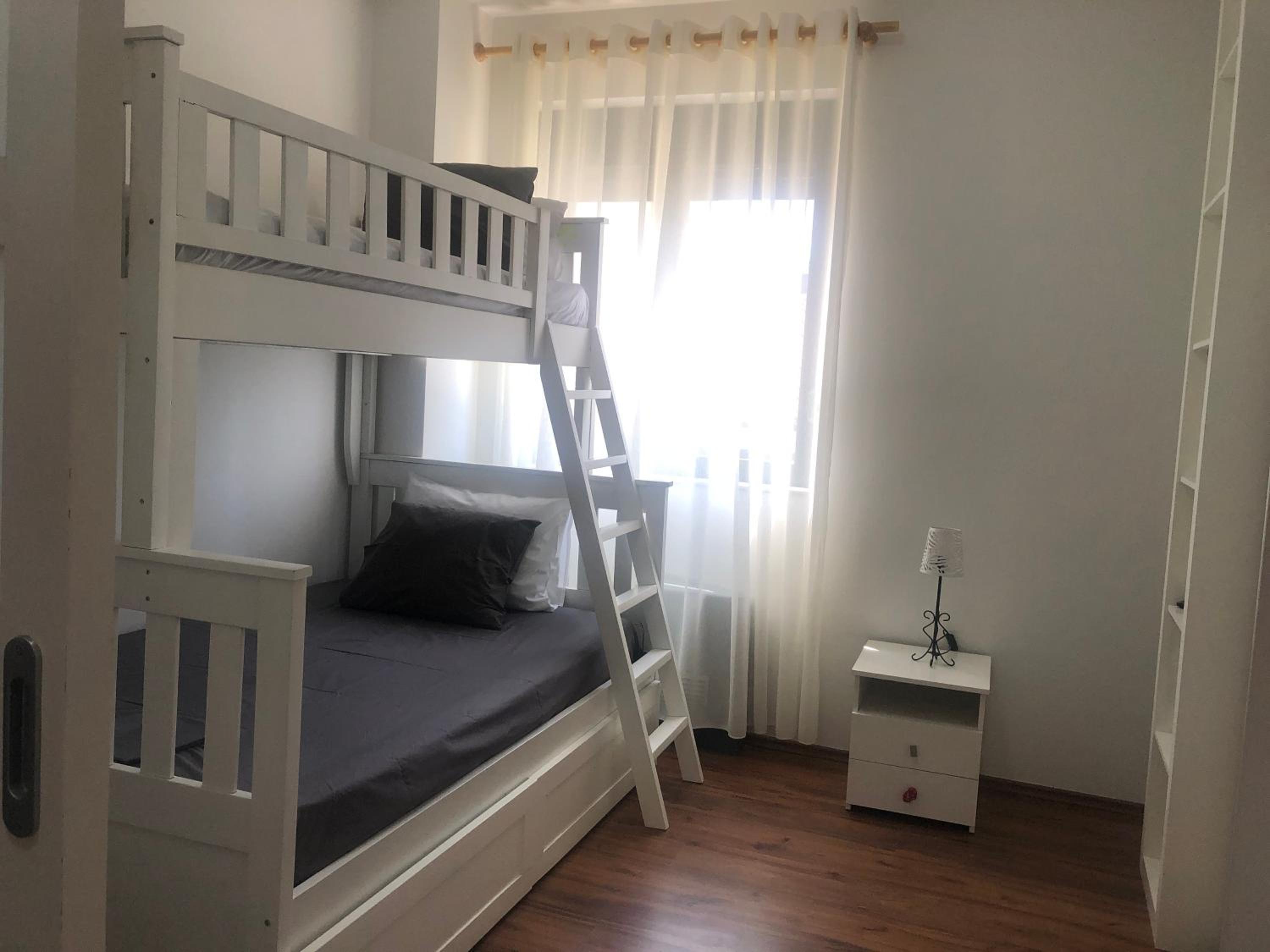 Grand Central Apartment LTH