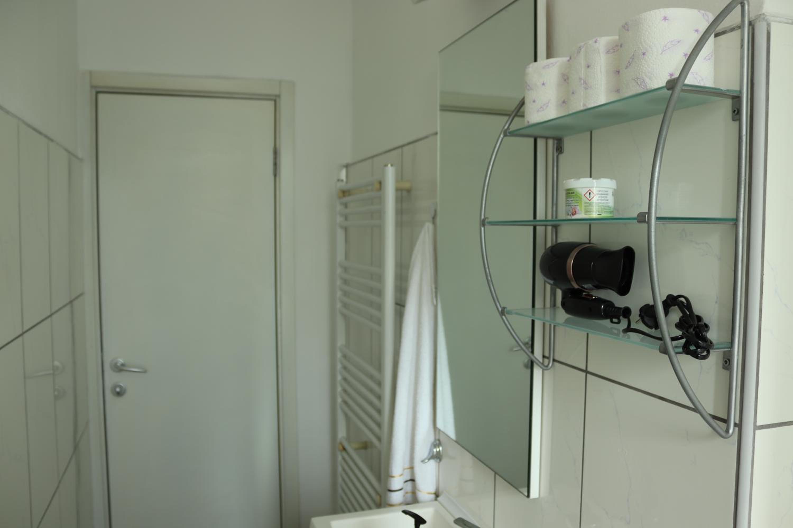 Moonlight Shadow Apartment