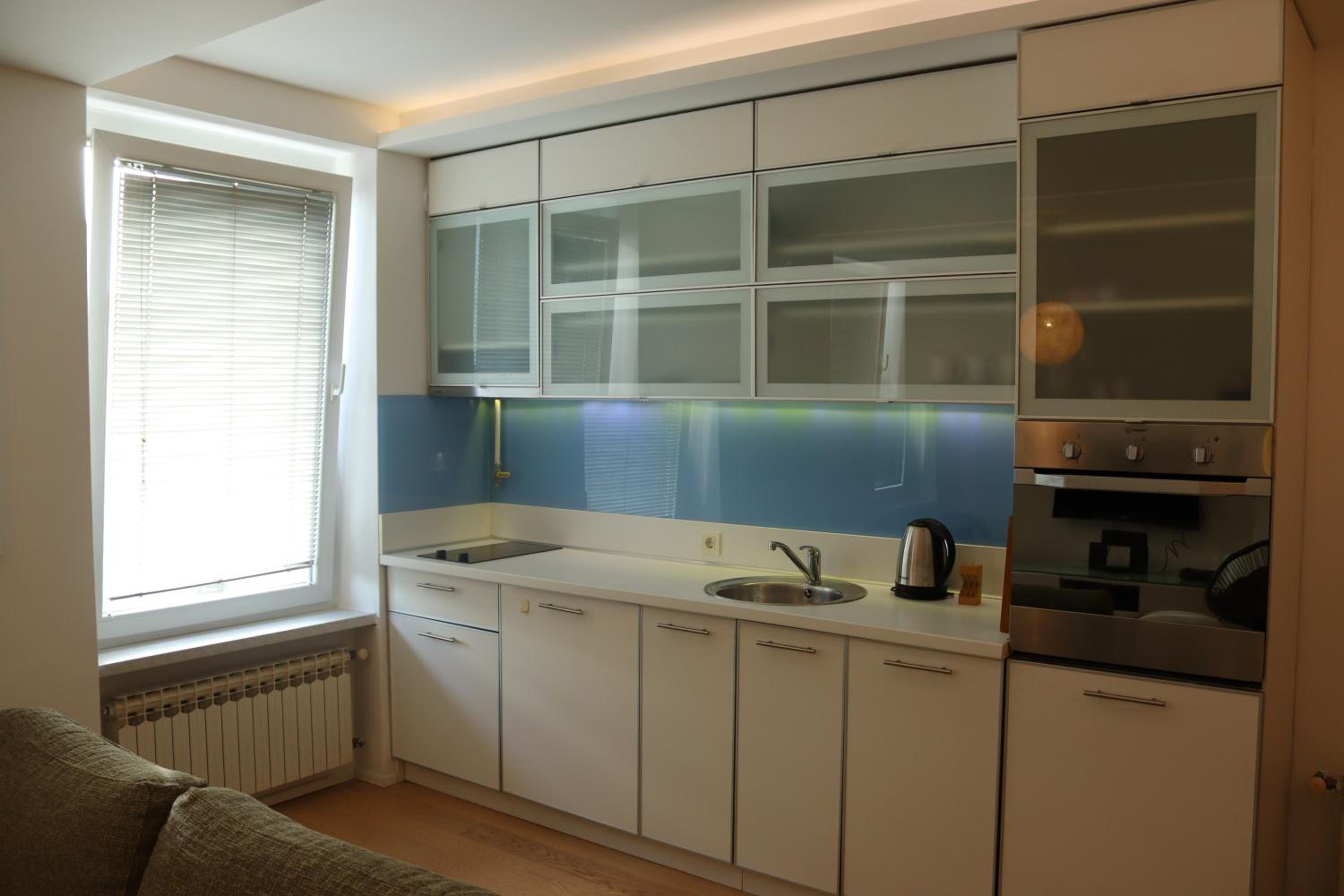 Moonlight Shadow Apartment